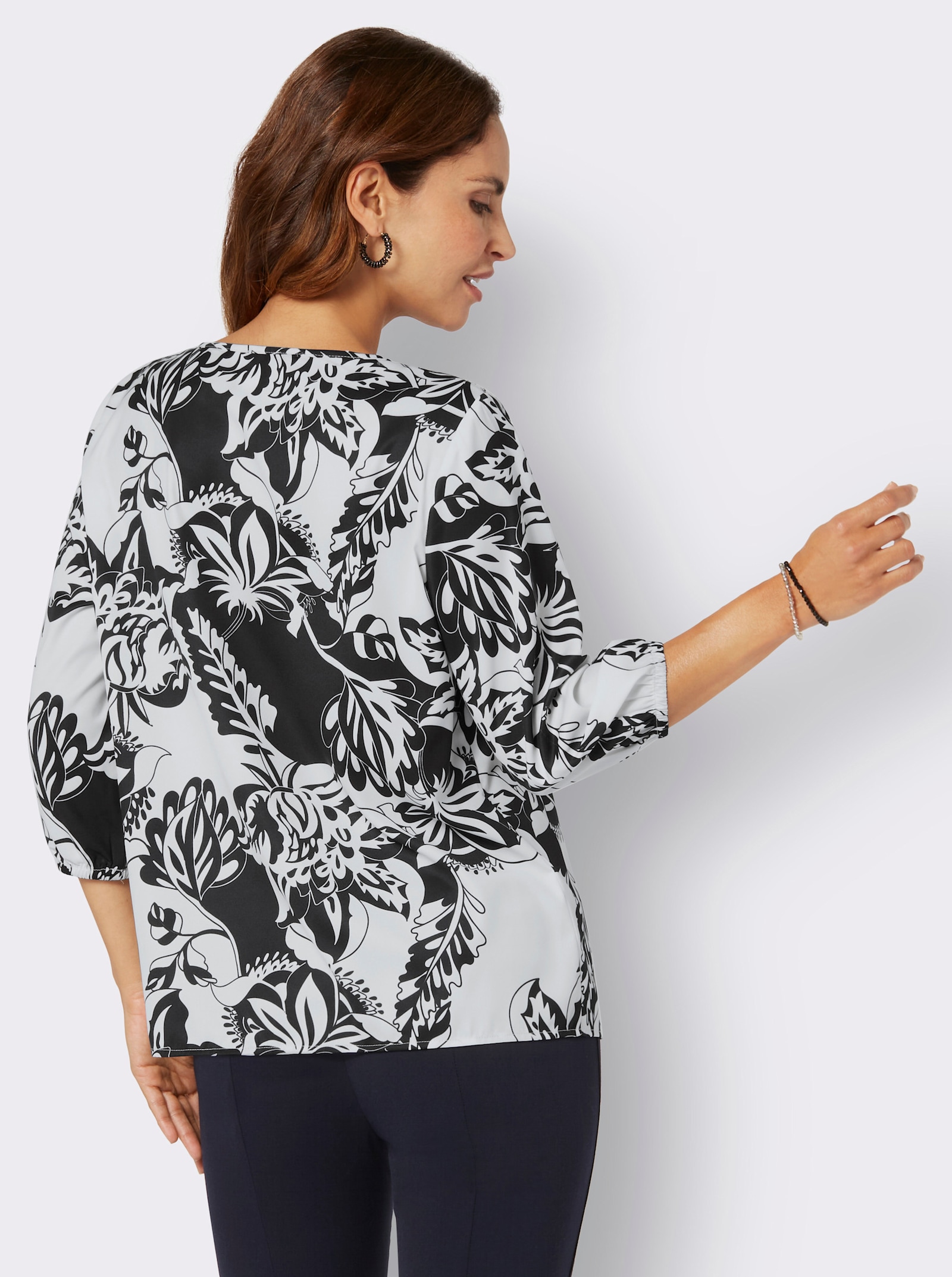 Druckbluse mit Smok-Partien - ecru-schwarz-bedruckt