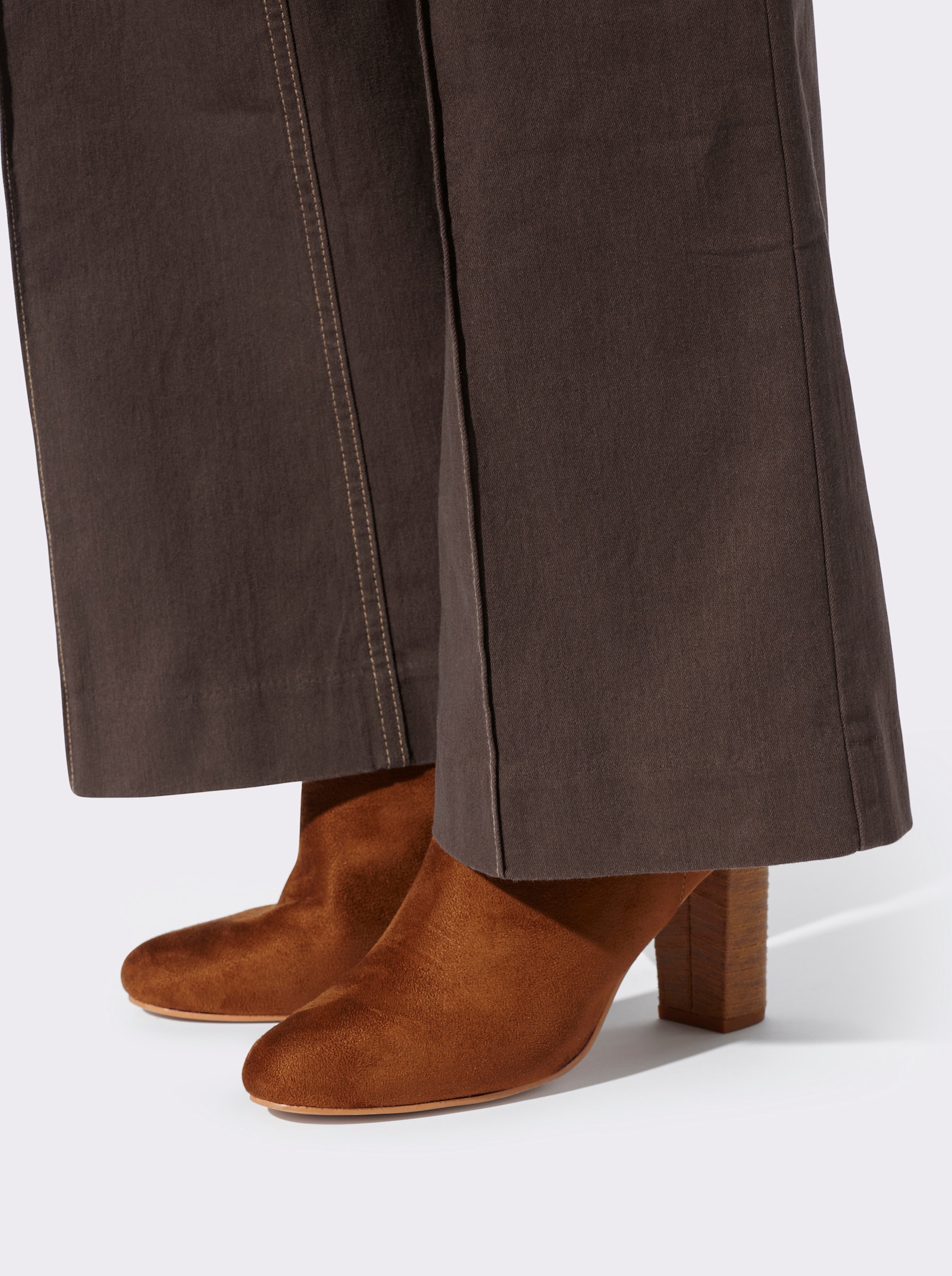  Jeans mit Biese vorne - brown-denim