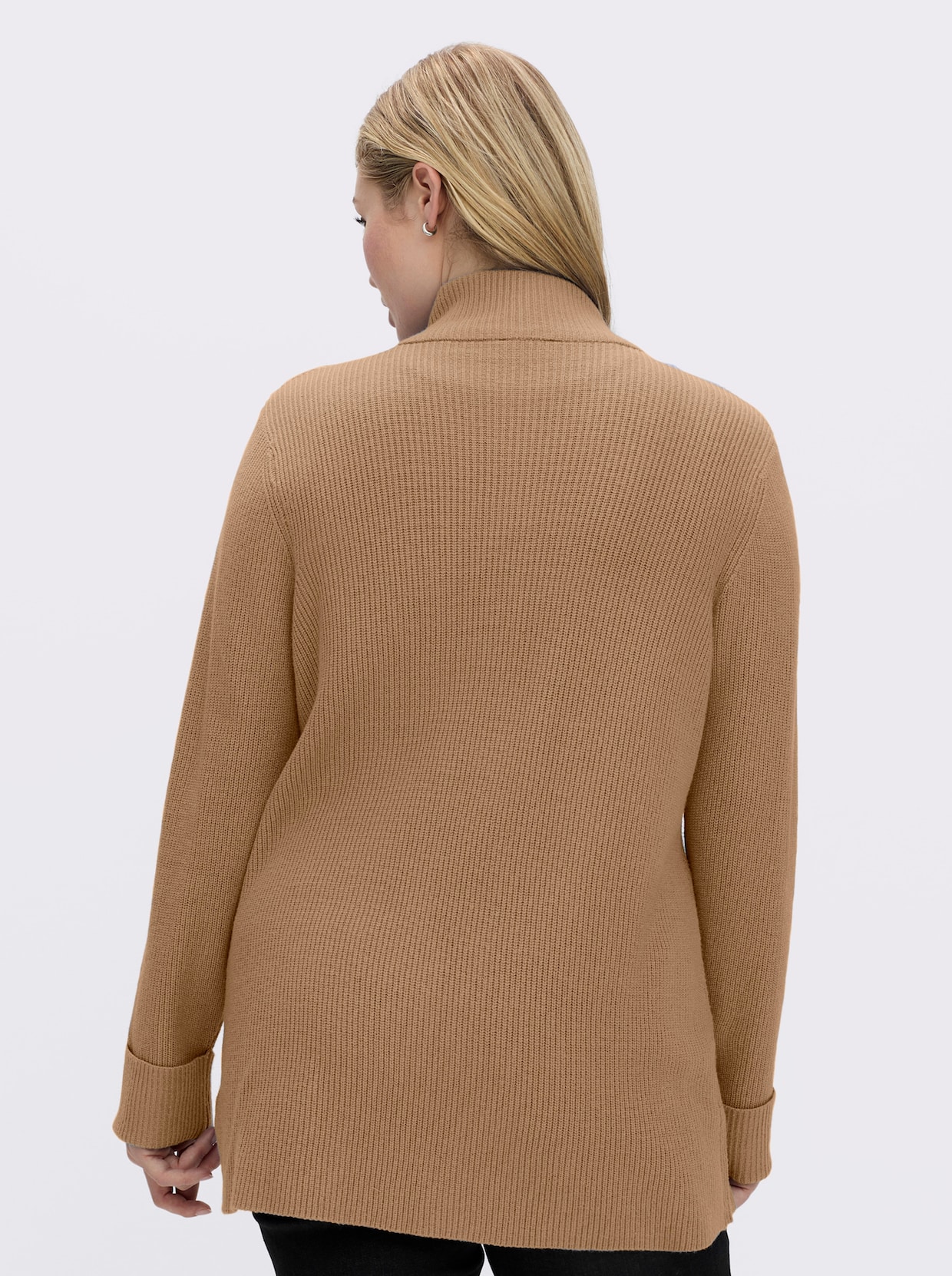 Longstrickjacke mit Stehkragen - camel