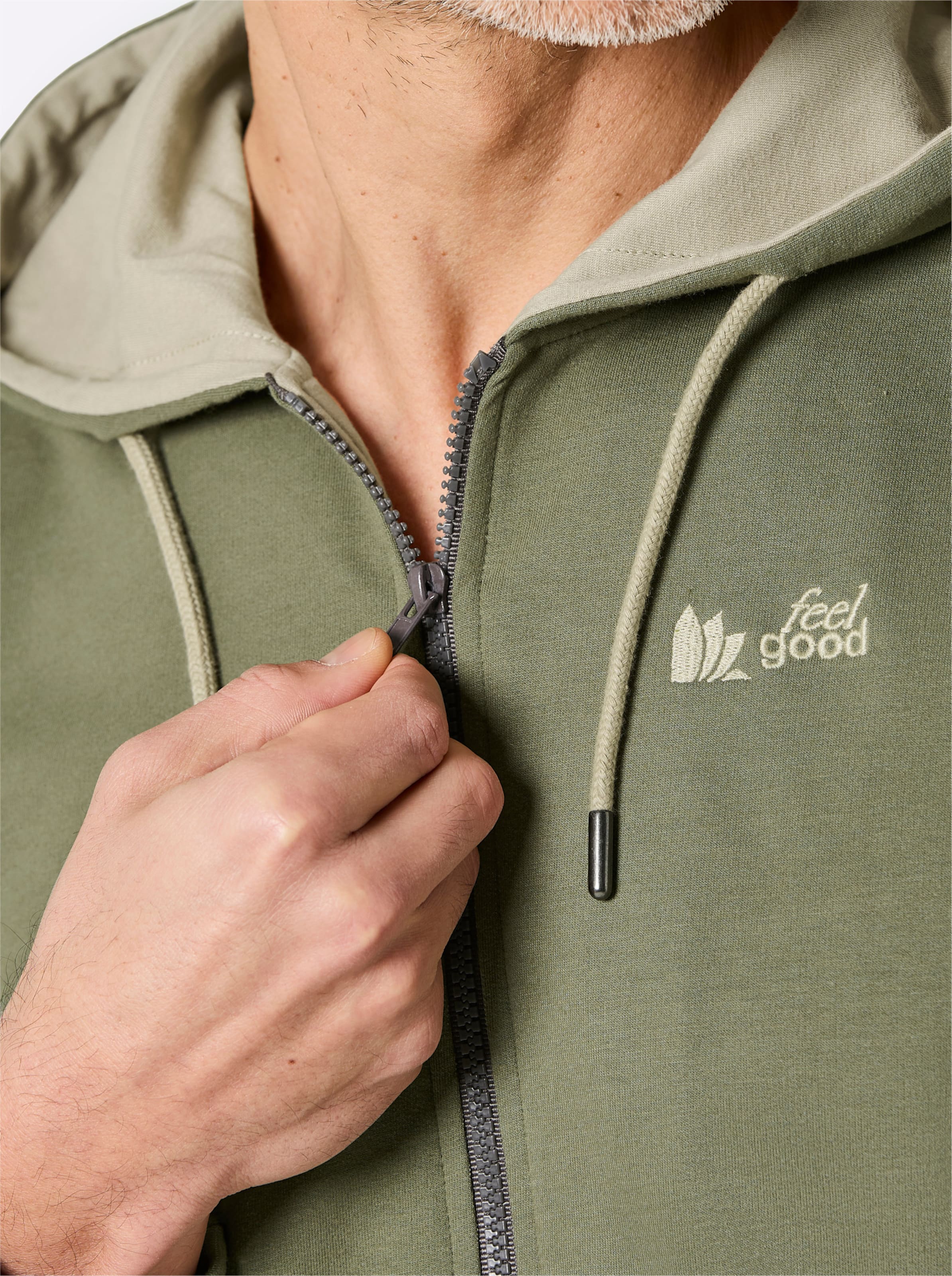 Thumbnail - Hausanzug