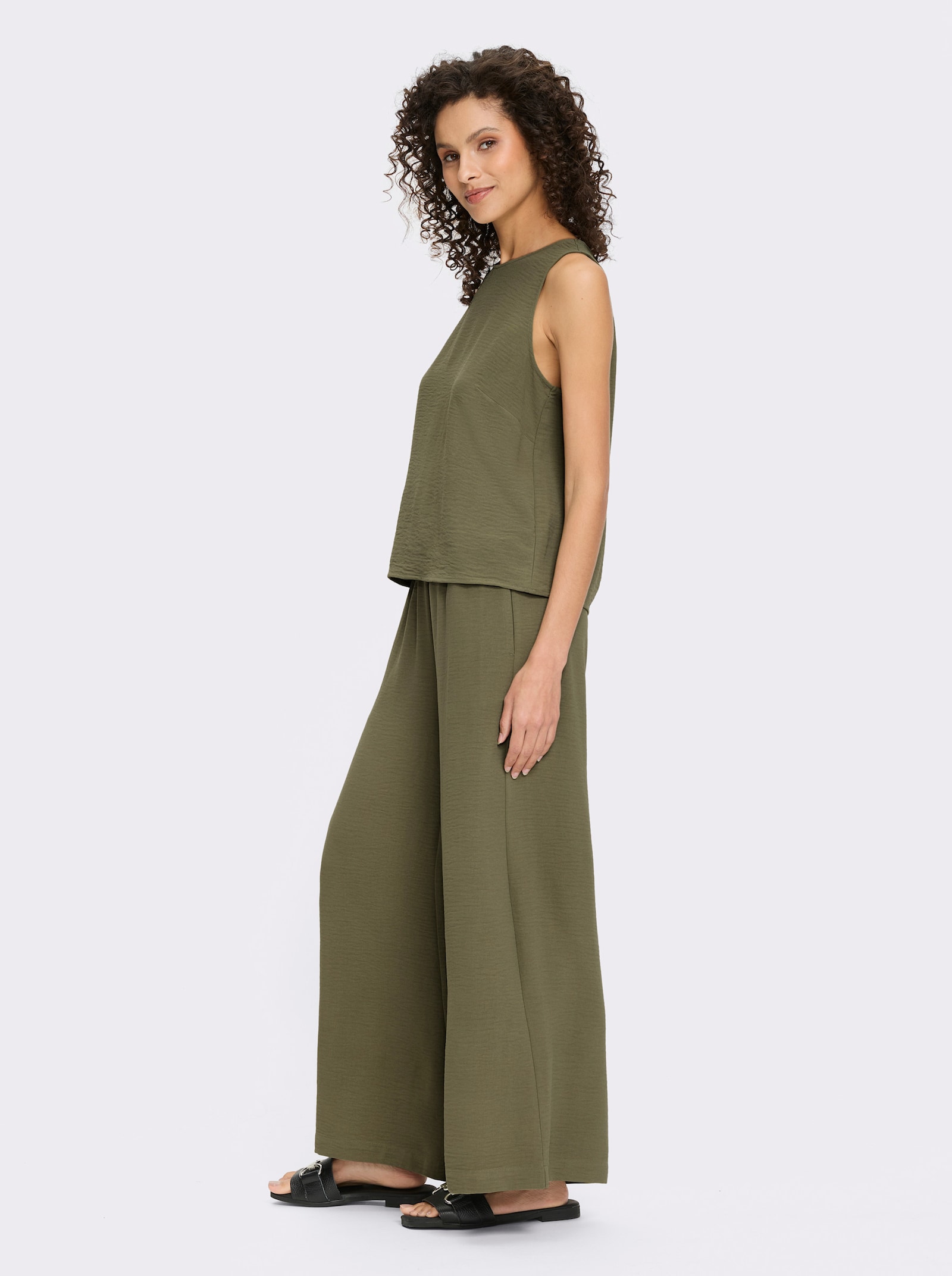 heine Blusentop und Hose in ausgestellter Form - khaki