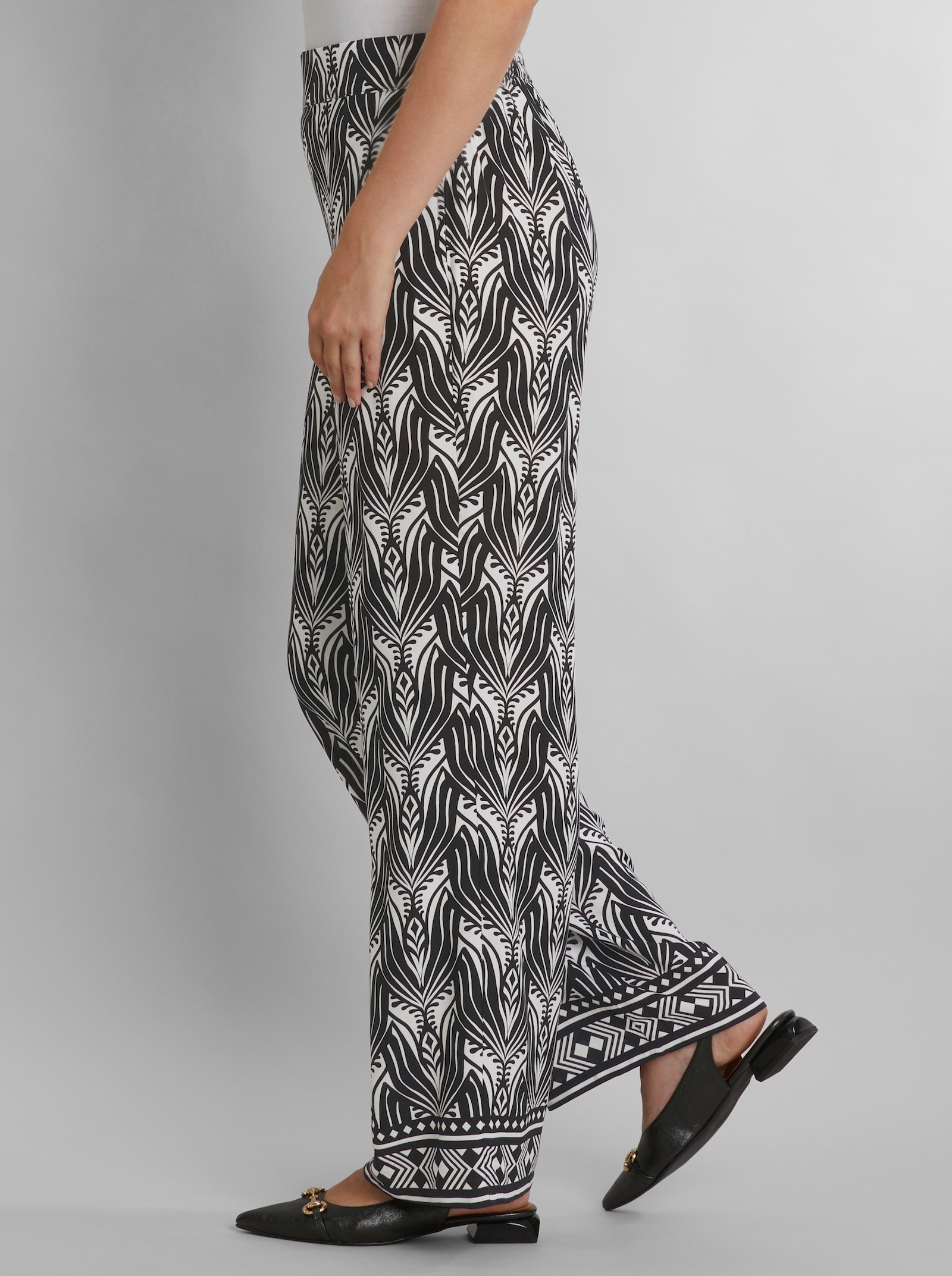 heine Schlupfhose mit Druck-Dessin - ecru-schwarz-bedruckt