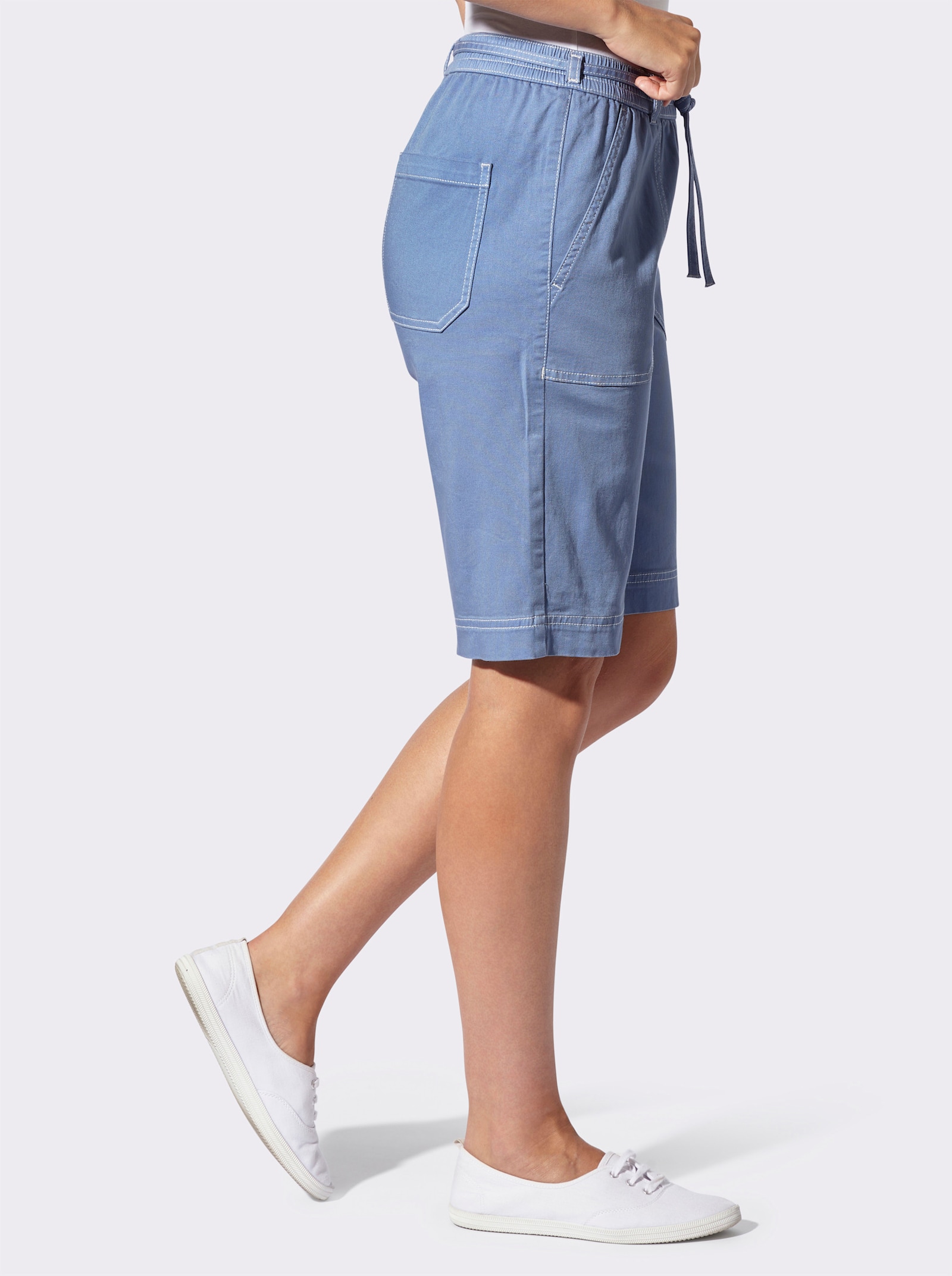 Jeansbermudas in Schlupfform, mit Bindegürtel - taubenblau