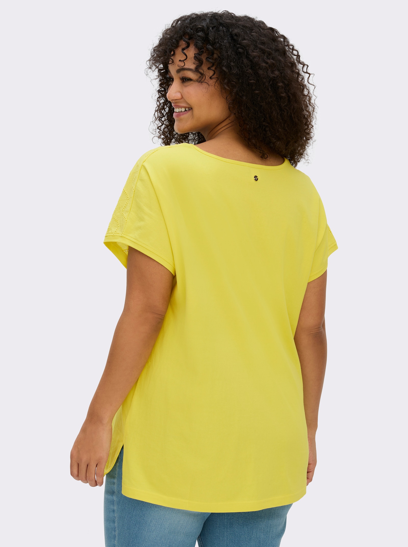 sheego T-Shirt mit Lochspitze - limone