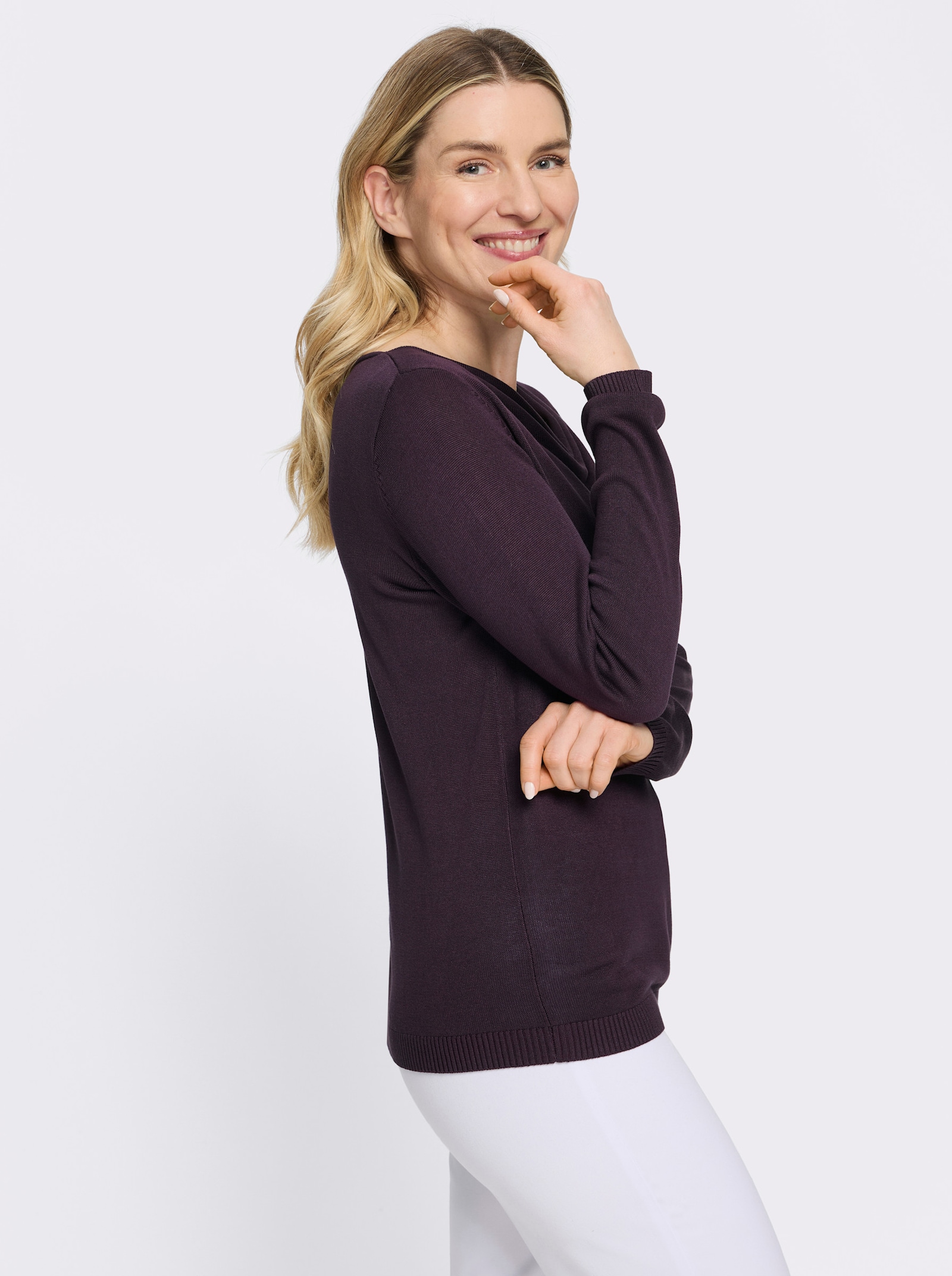 Wasserfallpullover aus reiner Viskose - aubergine