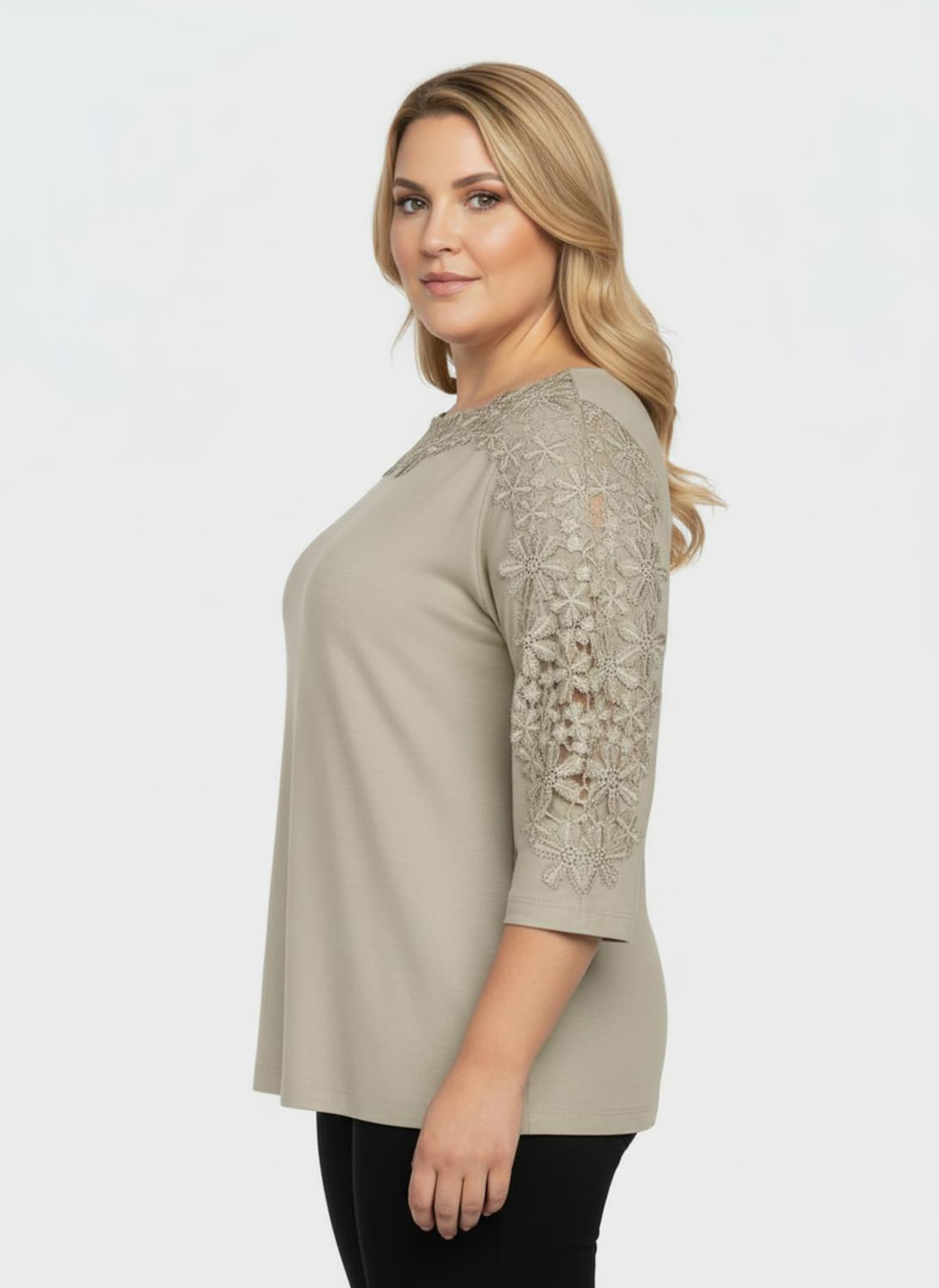 Spitzenshirt mit U-Boot-Ausschnitt - sand