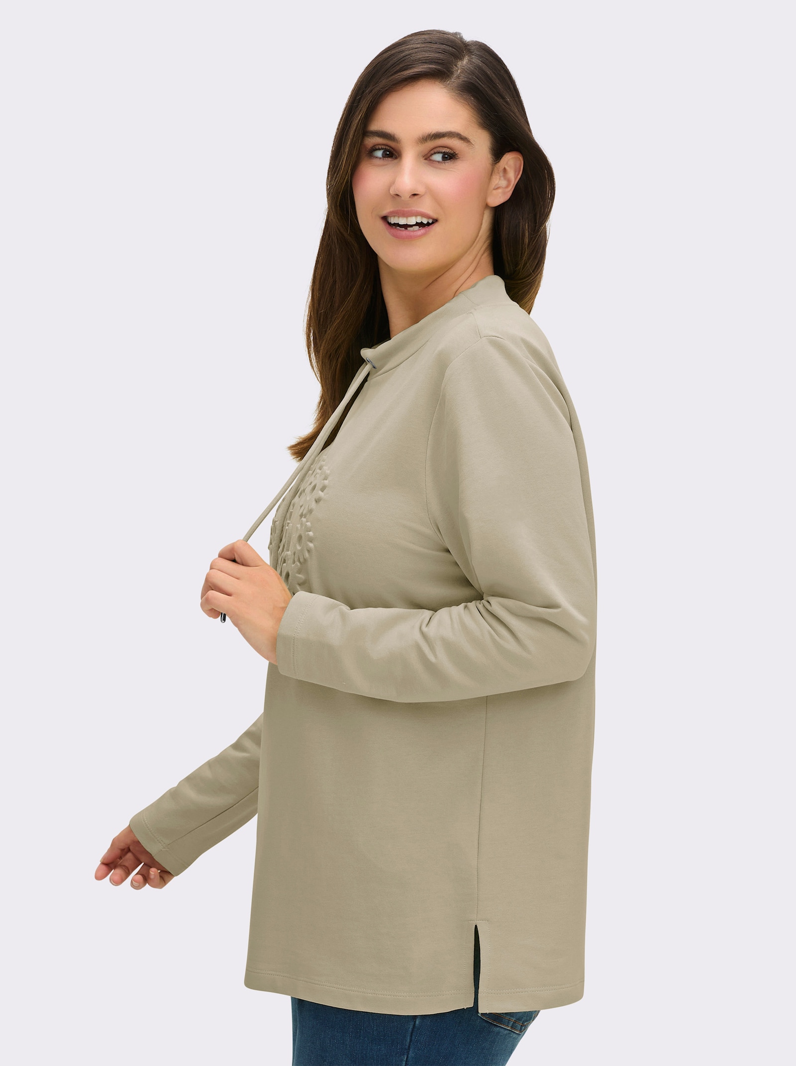 Sweatshirt mit geprägten Herzen - sand