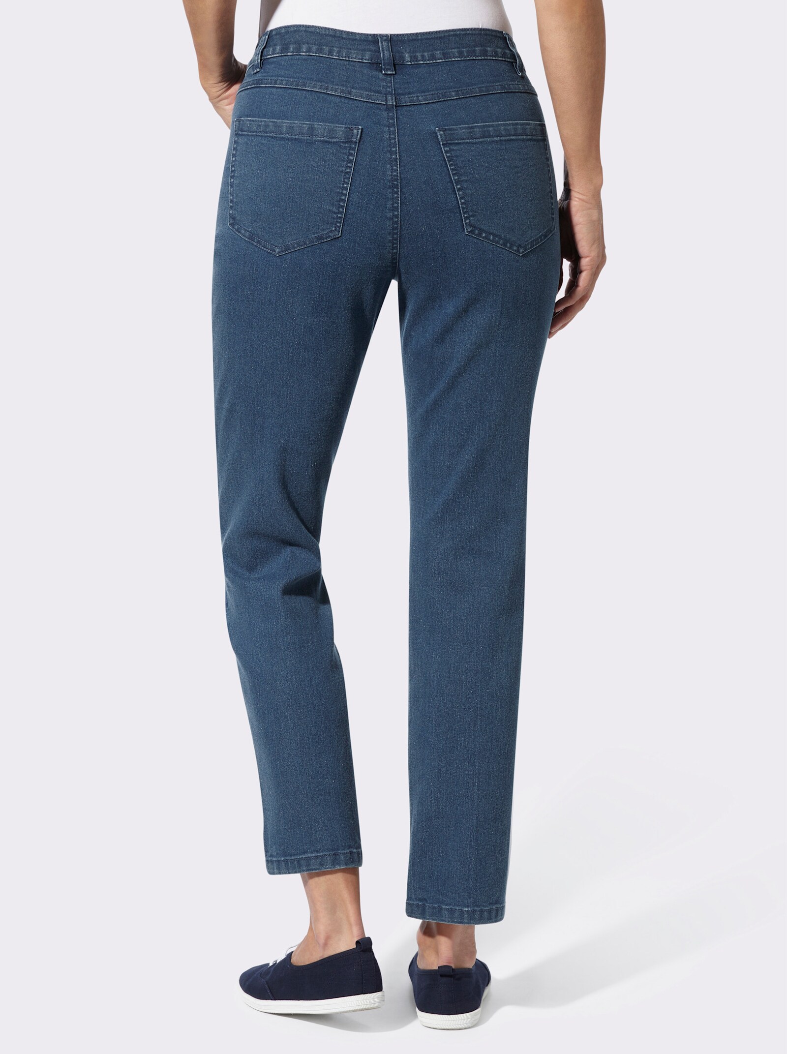 Jeans in gerader Schnittführung - blue-stone-washed