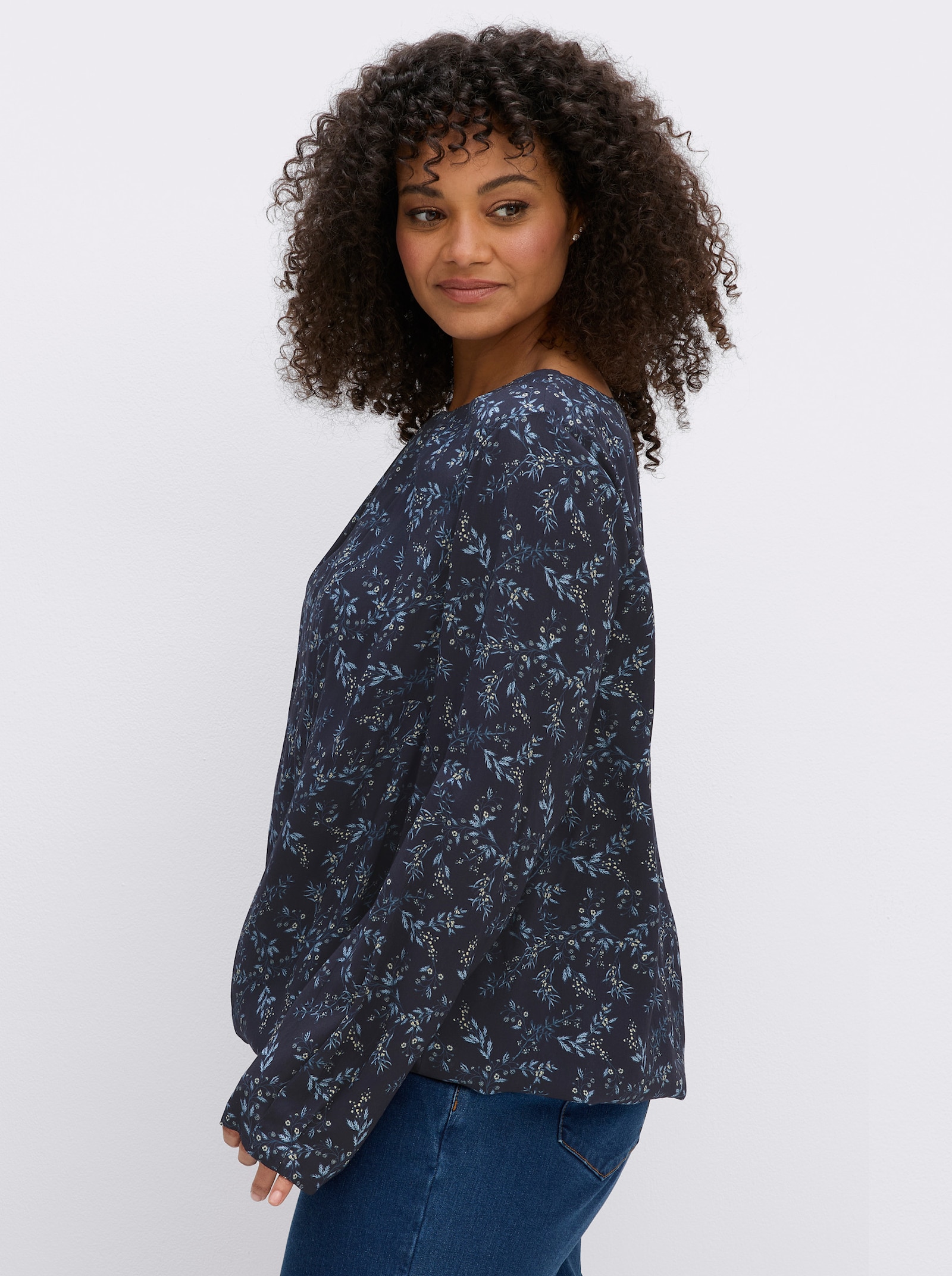 sheego Tunika mit Blumenprint und Gummizugsaum - tiefblau-eisblau-bedruckt