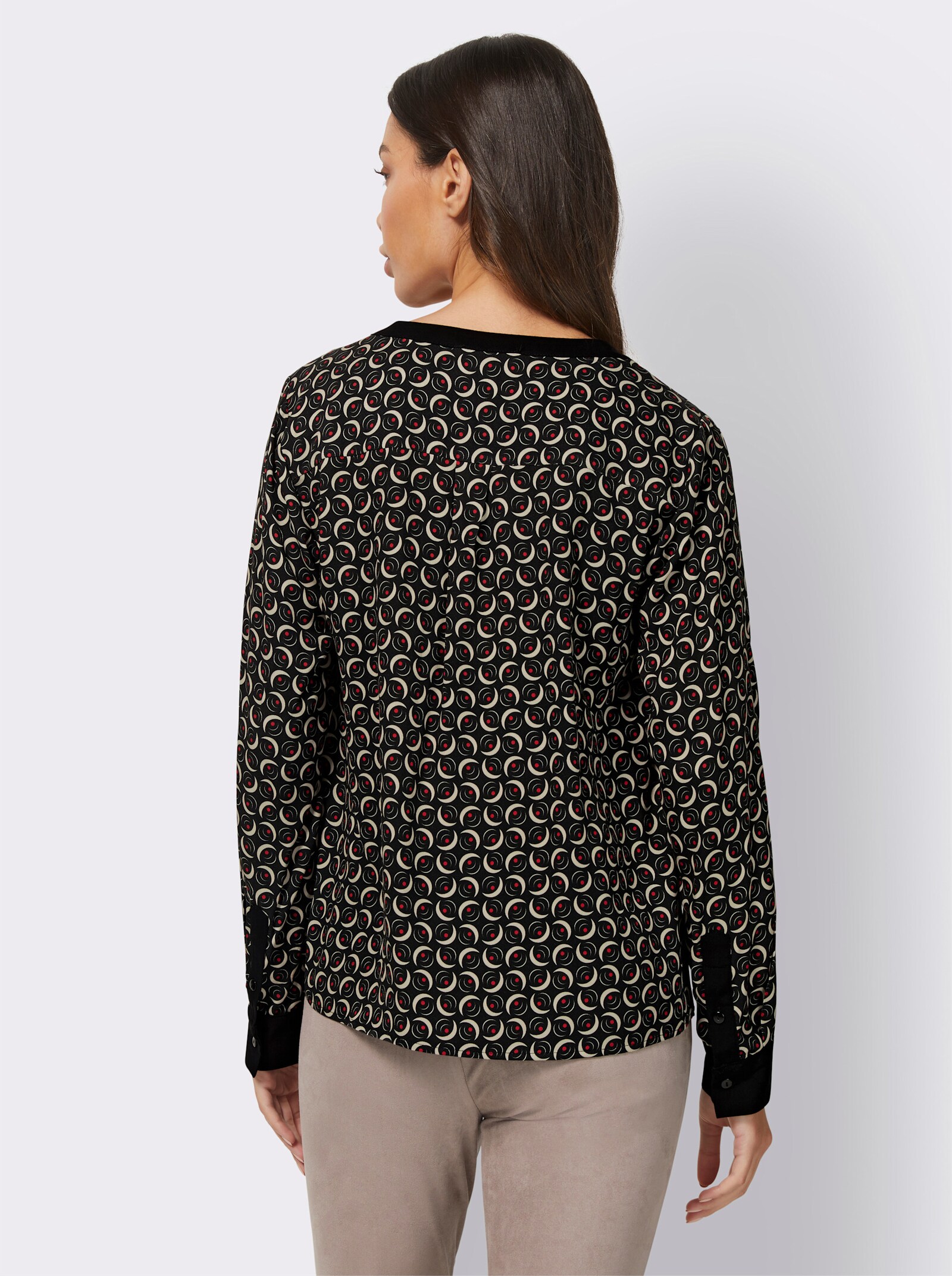 heine Druckbluse aus Viskose - schwarz-rot-gemustert