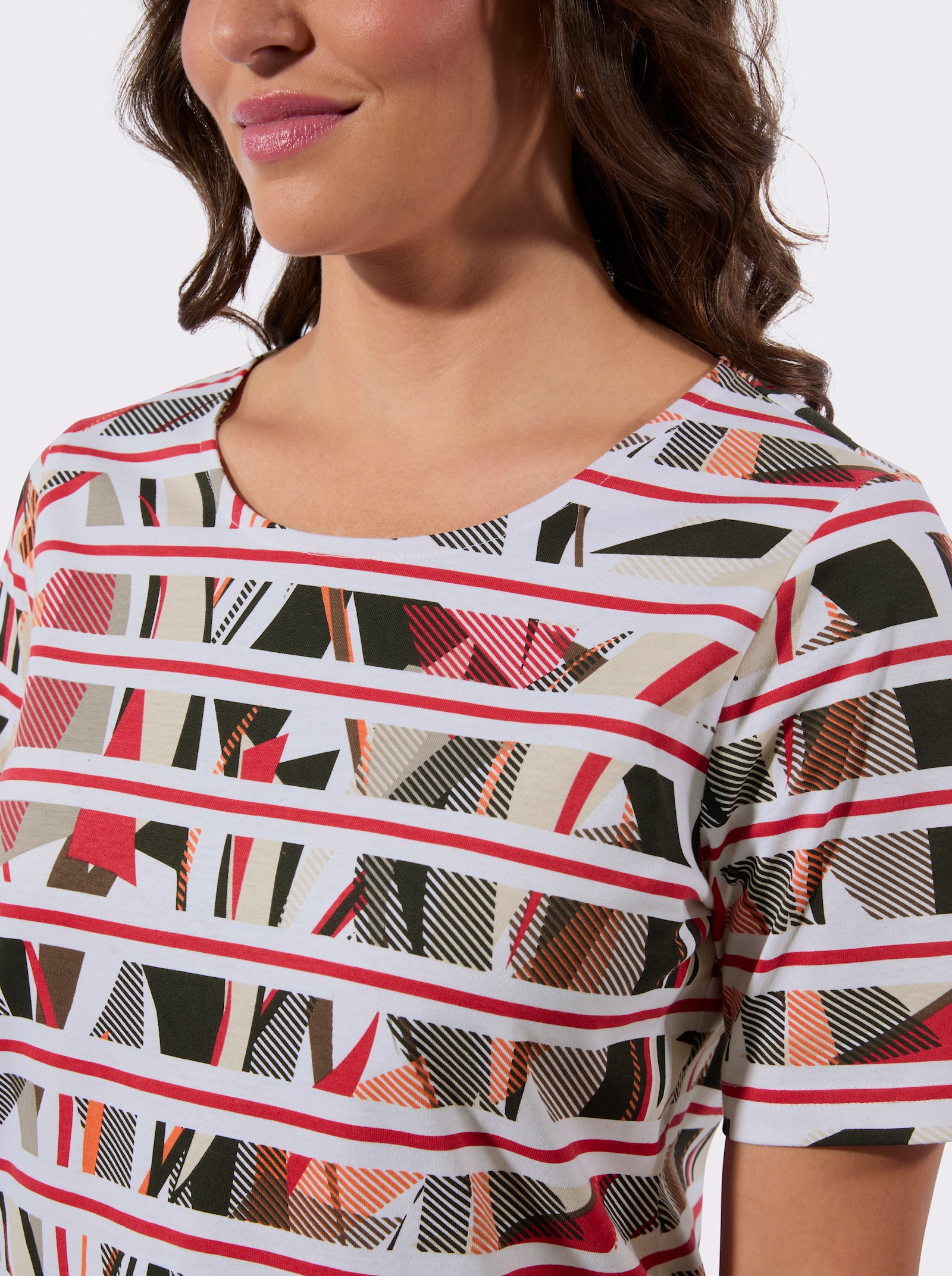 Rundhalsshirt aus reiner Baumwolle - erdbeere-taupe-bedruckt