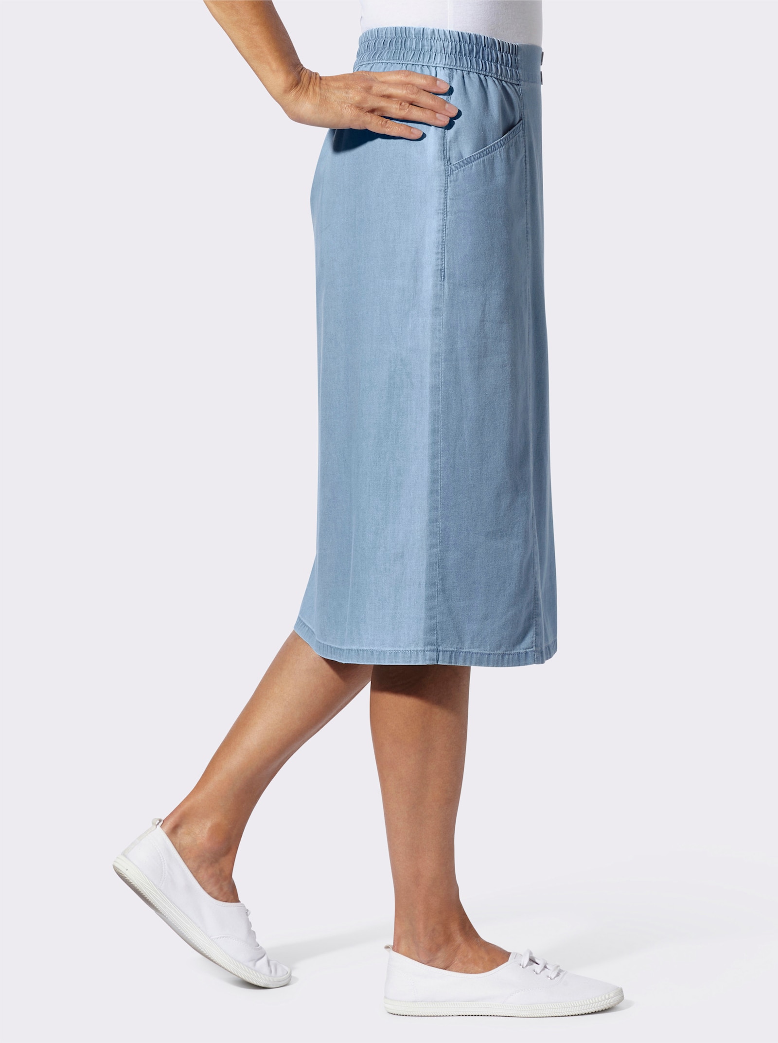 Jeansrock mit dekorativen Knöpfen - blue-bleached