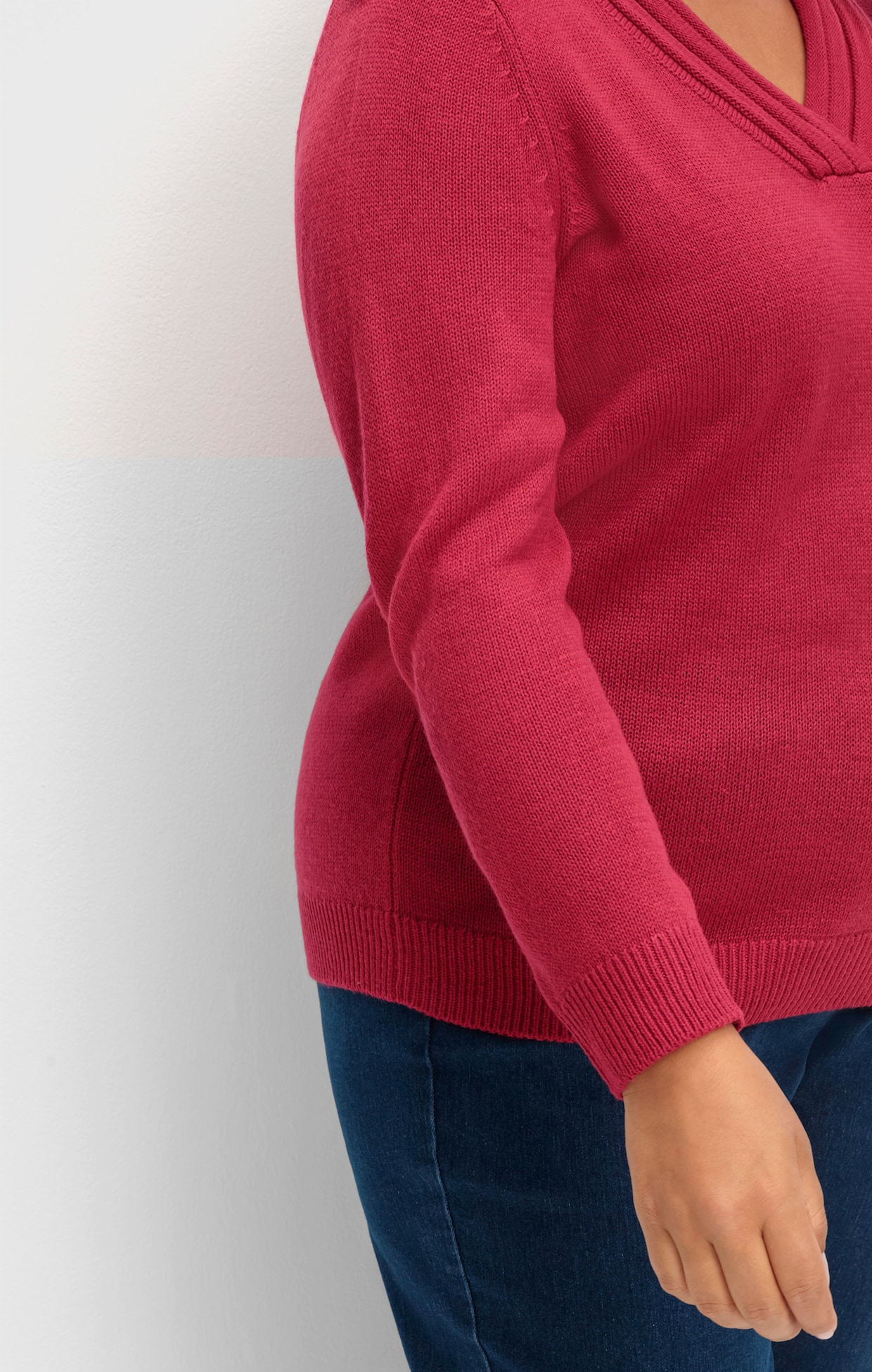 V-Ausschnitt-Pullover - himbeere