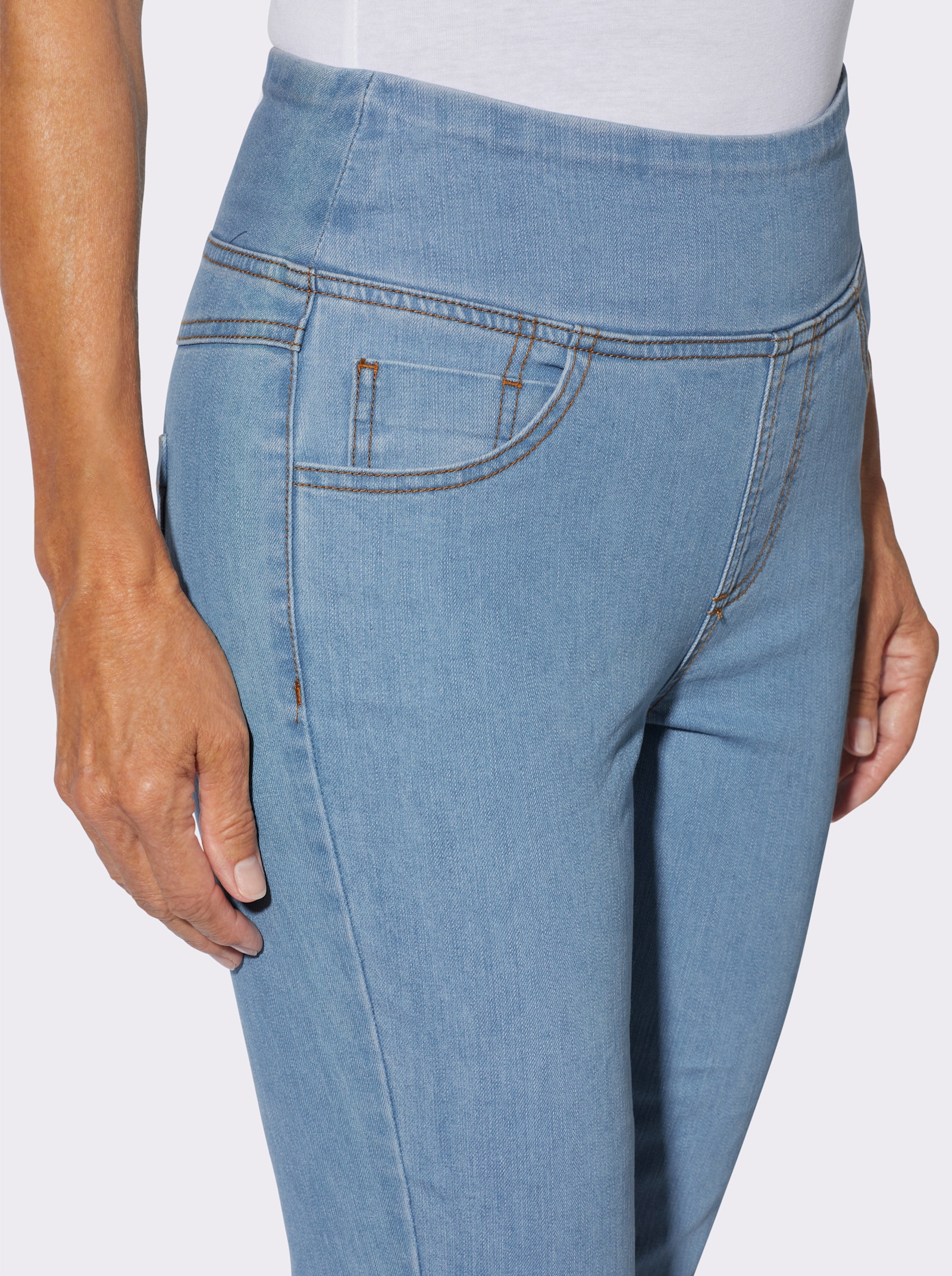 Jeans mit seitlichem Reißverschluss - blue-bleached