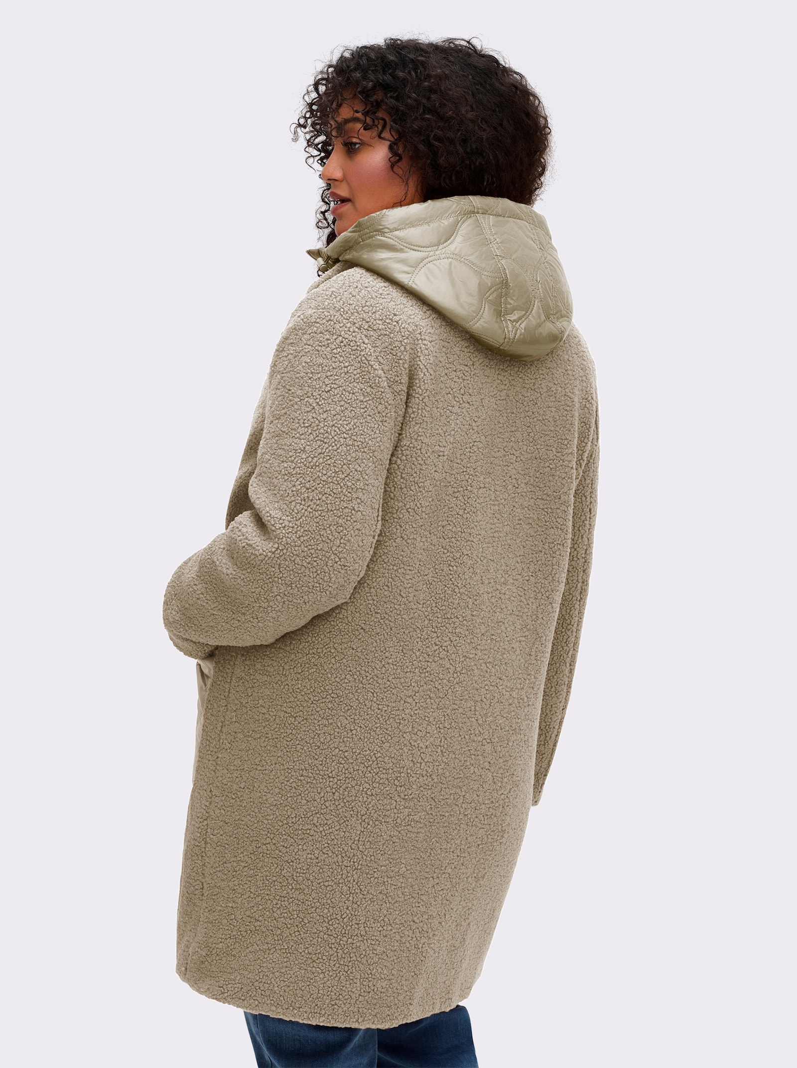 sheego Fleecemantel in 2-in-1-Optik - schlamm