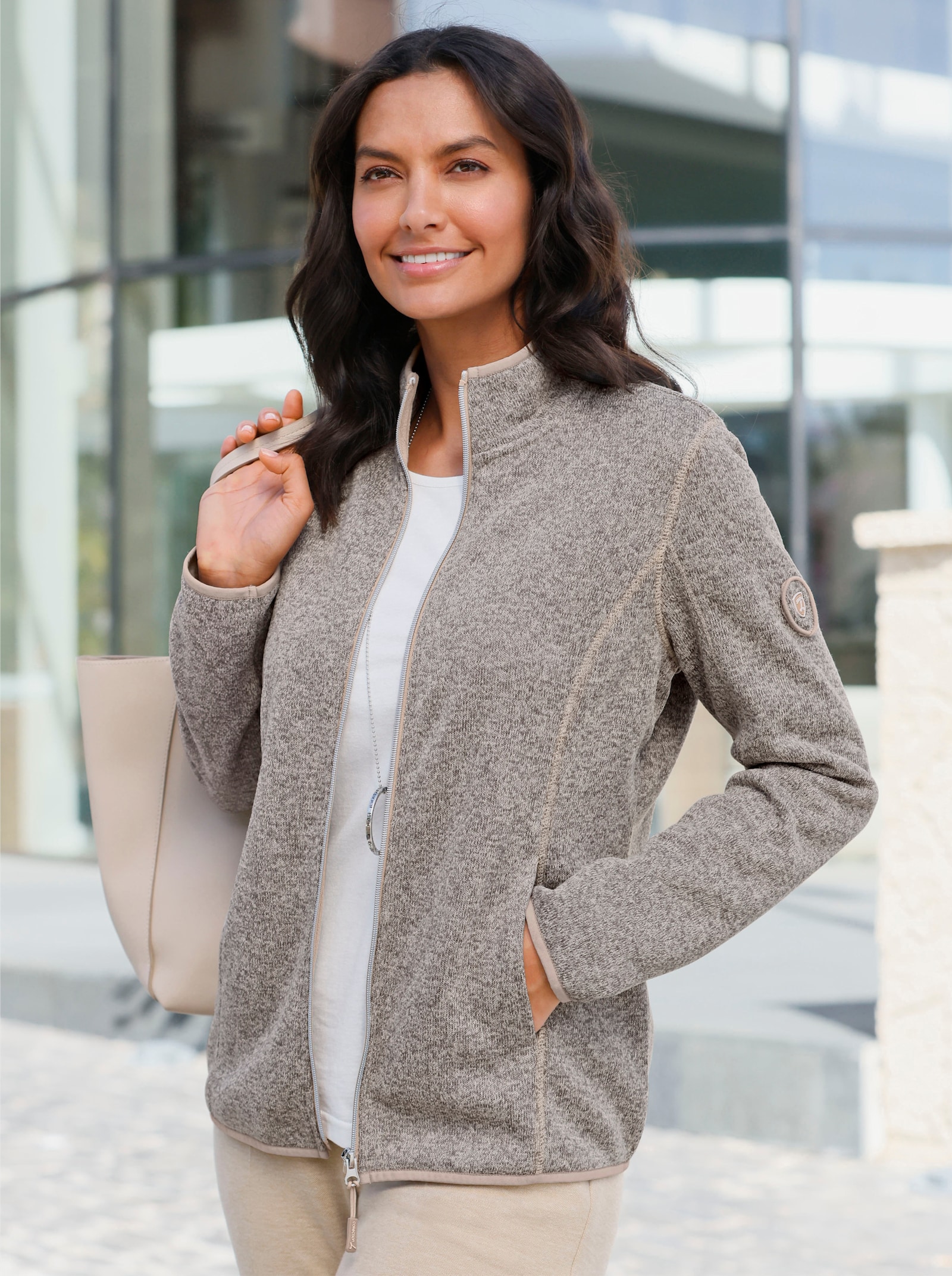 Strickfleece-Jacke mit Nahttaschen - grau-meliert