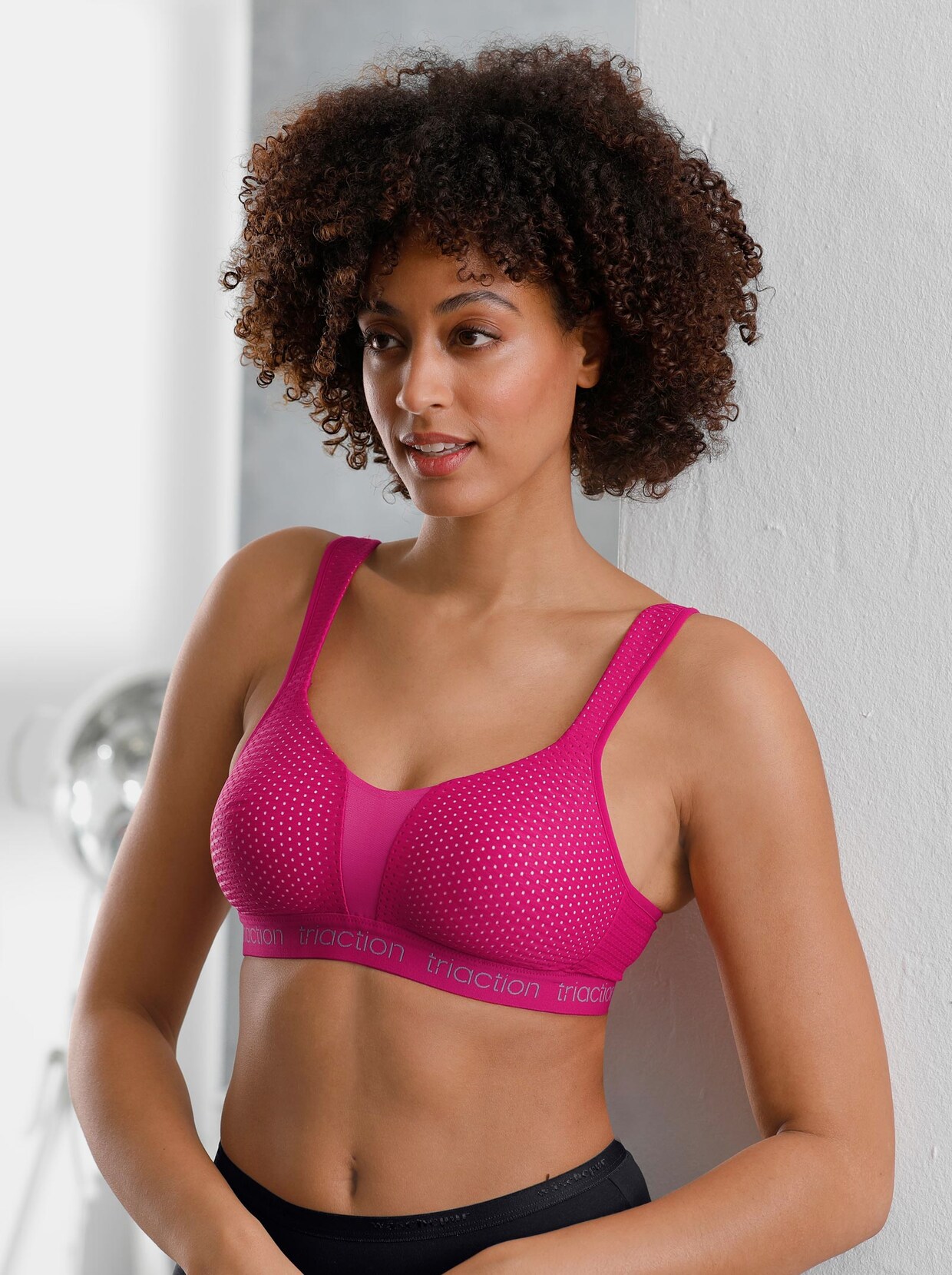 Triumph Sportbeha zonder beugel - rood