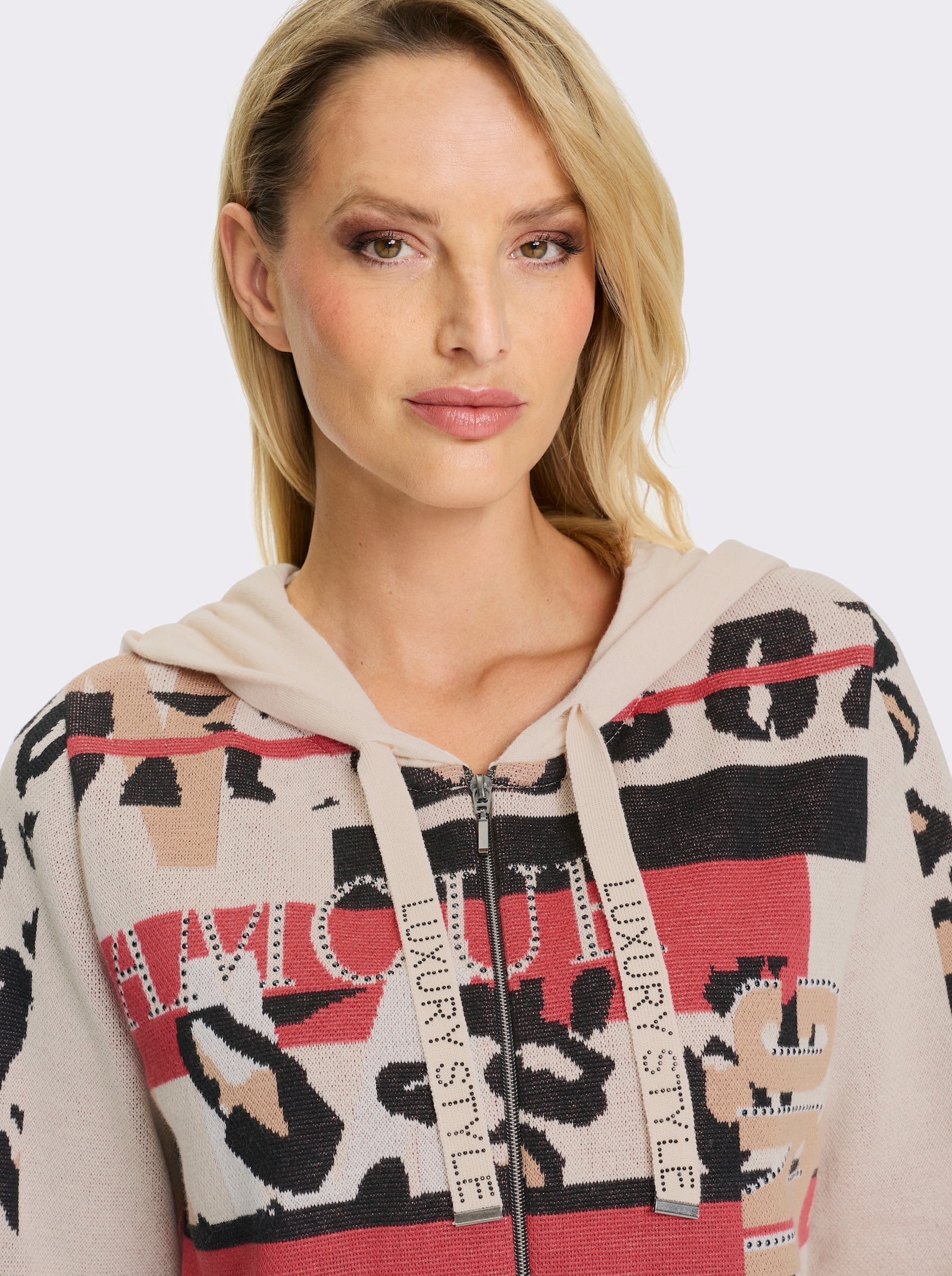 heine Jacquardstrickjacke Mit Glitzersteinchen - camel-schwarz-gemustert