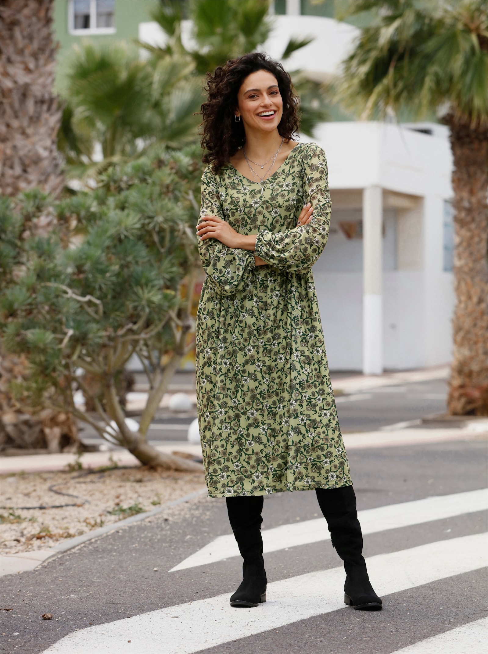 Blumenkleid in floral bedruckter Mesh-Qualität - schilf-bedruckt