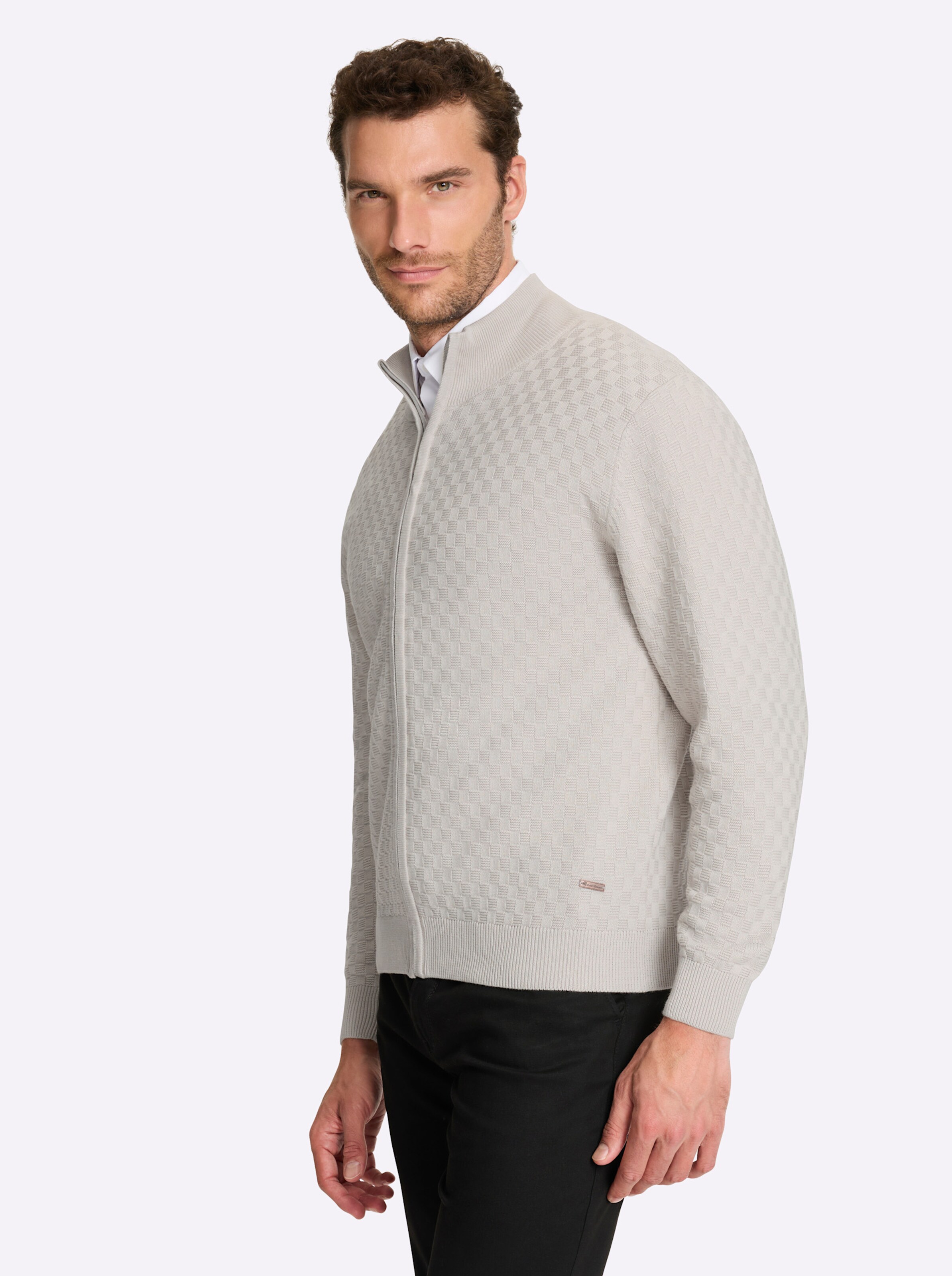 Thumbnail - Strickjacke