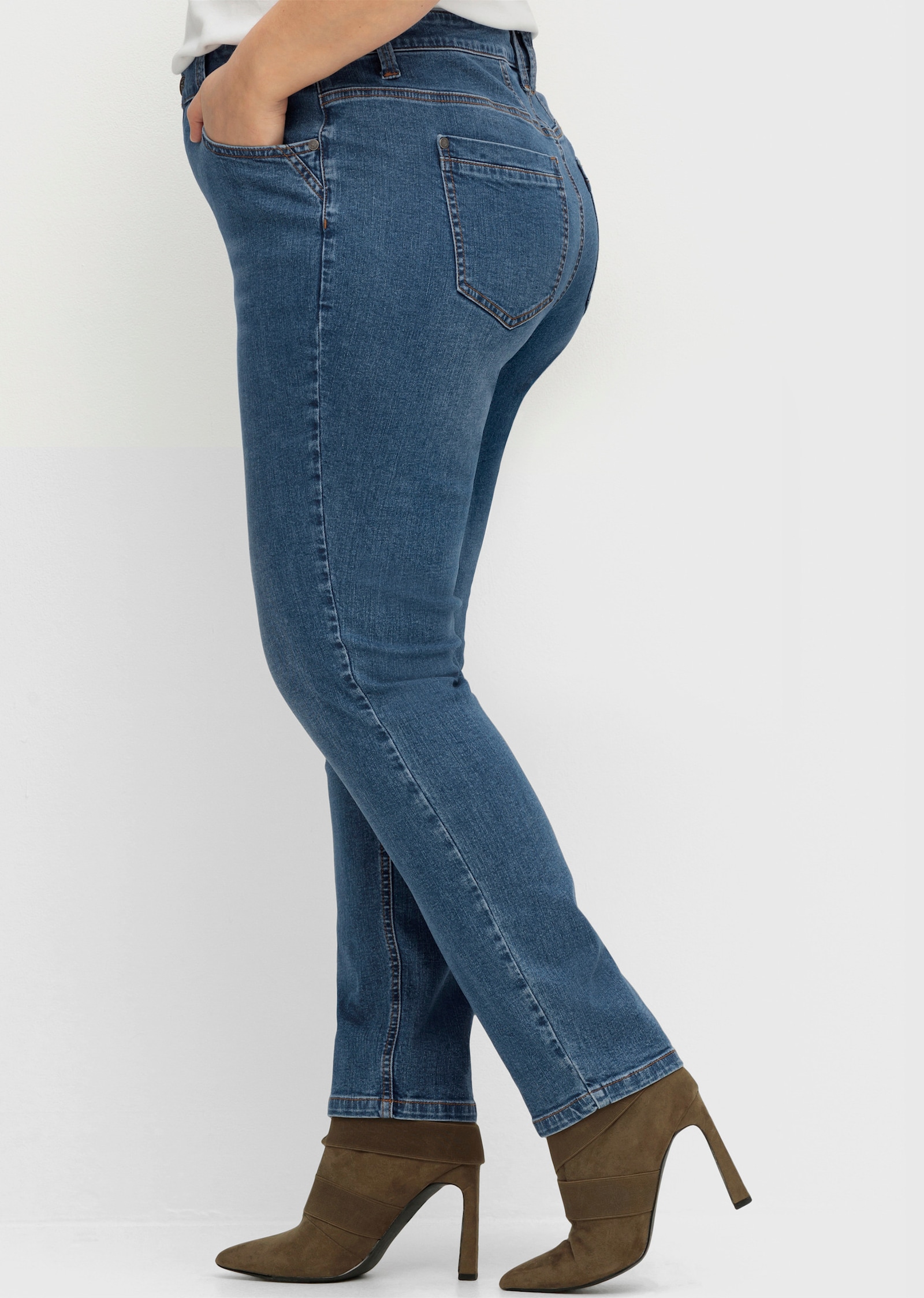 sheego Jeans schmal, mit extra-weitem Oberschenkel - blue denim