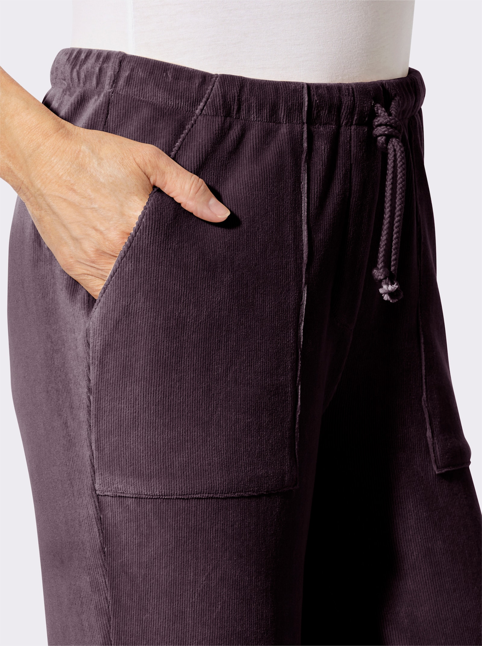 Cordhose mit Dehnbund - aubergine
