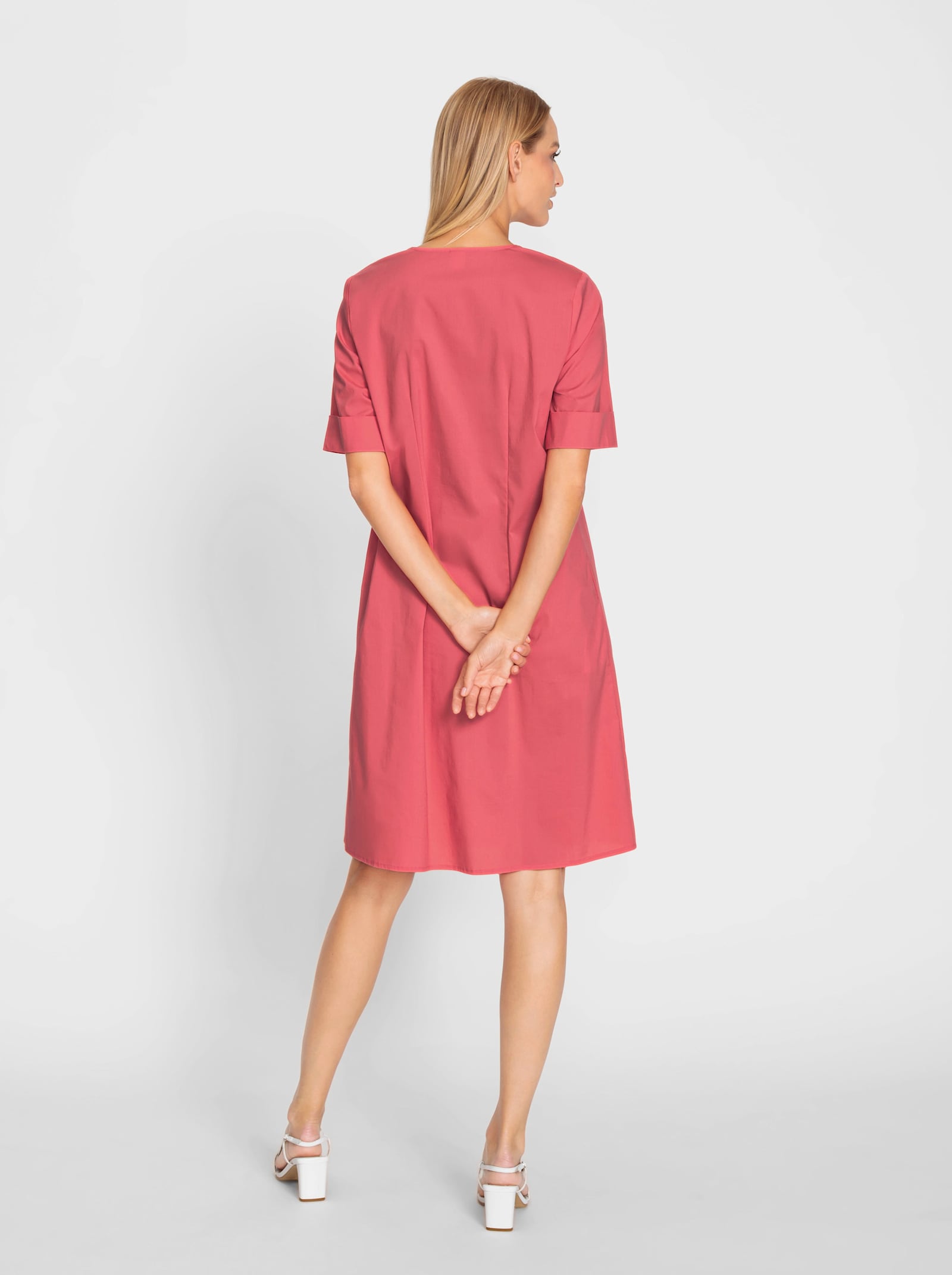 heine Robe d'été avec plis à l'encolure en V - pamplemousse