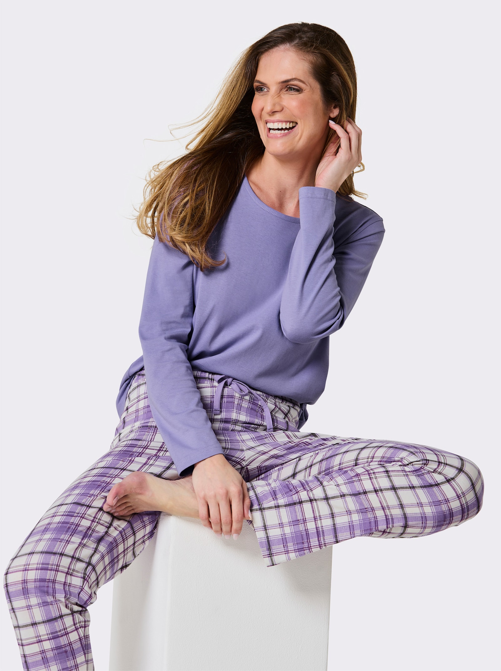 wäschepur Schlafanzüge mit karierten Hosen - grau-meliert-bedruckt + lavendel-bedruckt