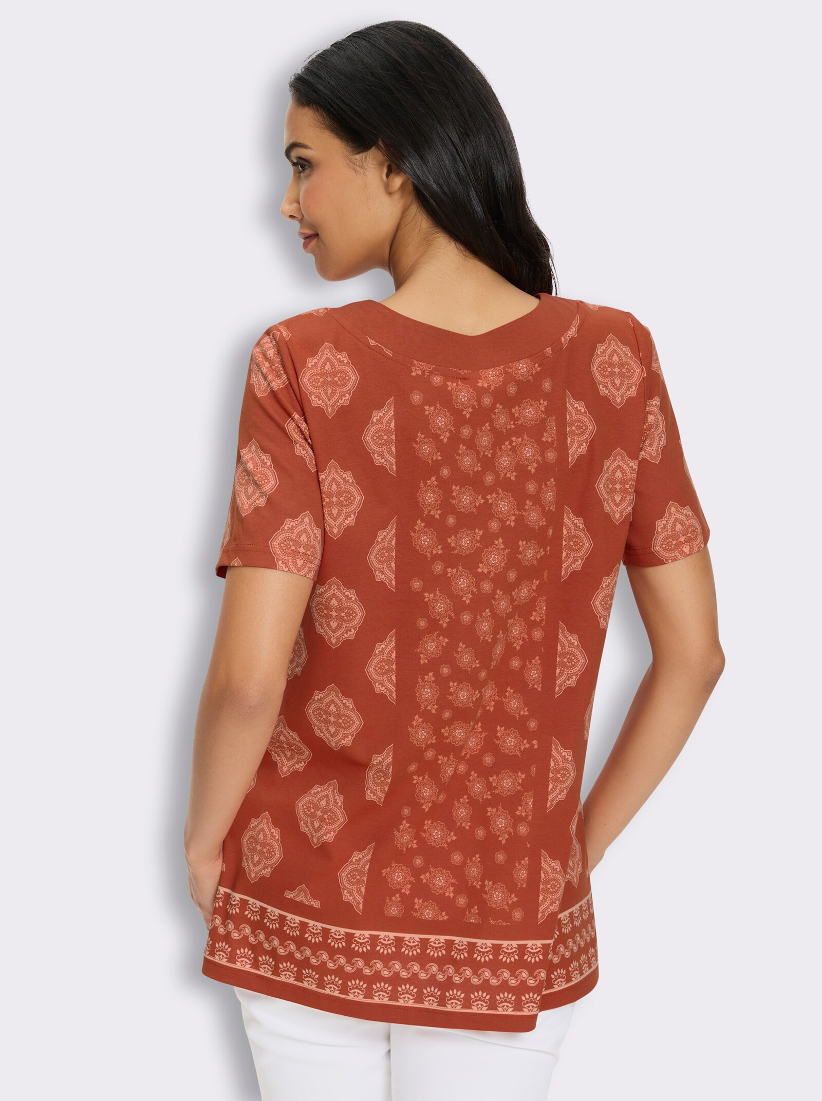 Longshirt mit gekräuseltem Rundhals-Ausschnitt - rostrot-apricot-bedruckt