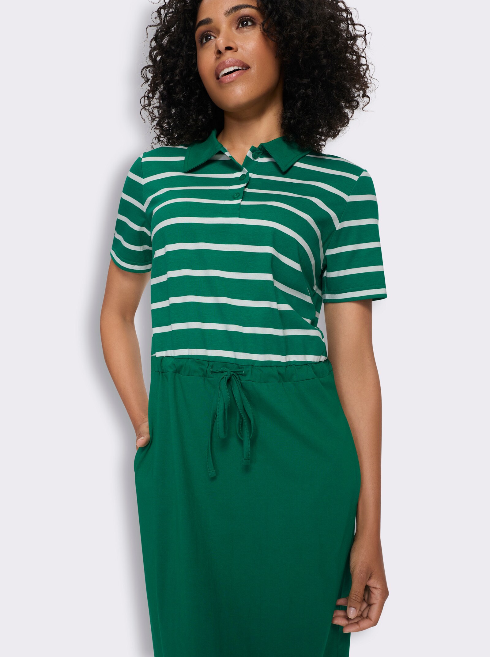Jerseykleid mit 2 Nahttaschen - grün
