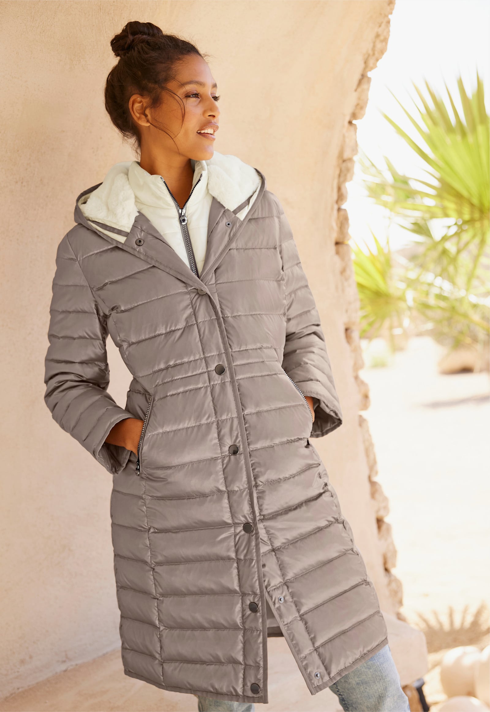 heine Steppmantel mit Daunen-Feder-Füllung - taupe