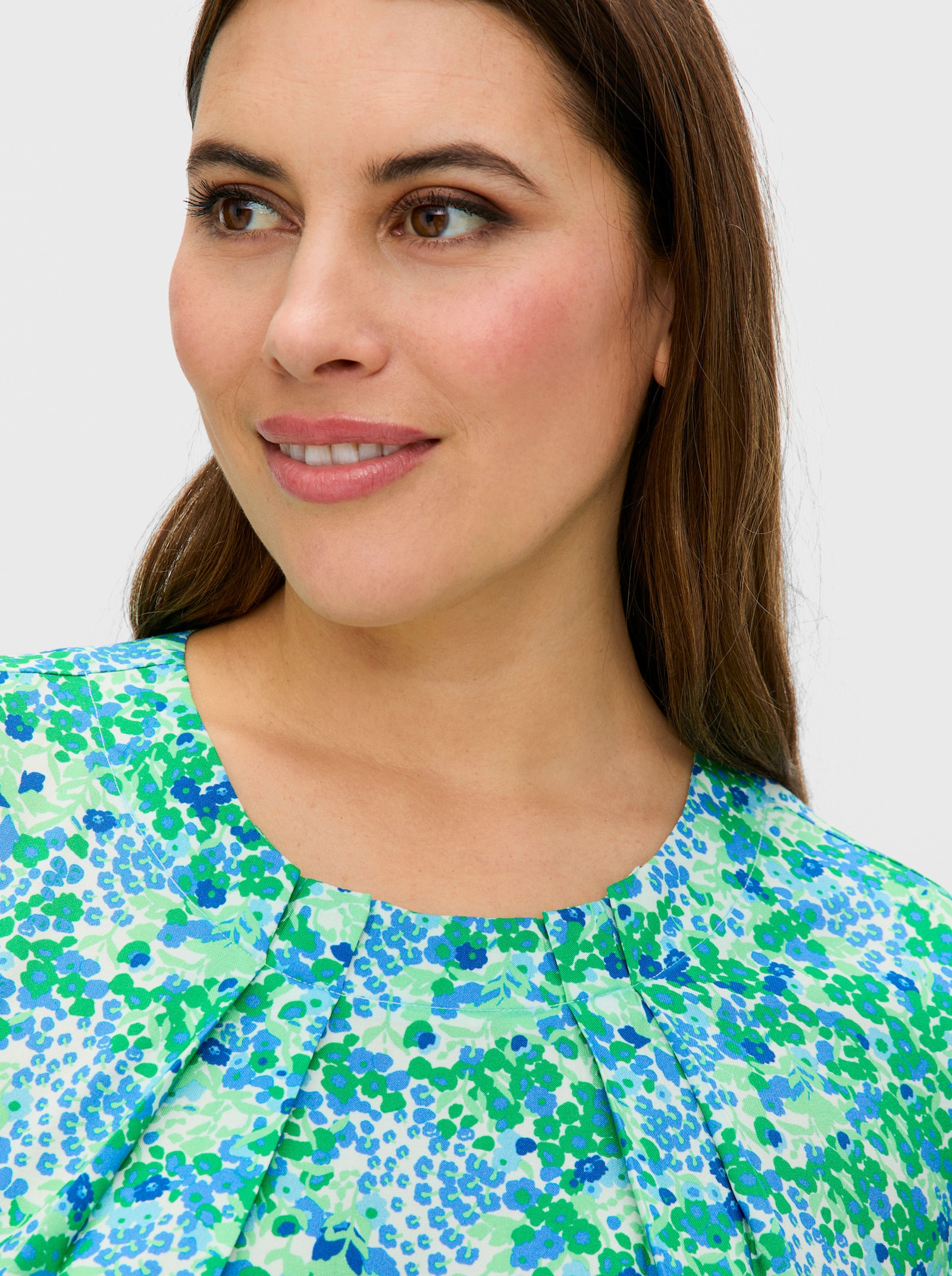 sheego Tunika in A-Linie - blattgrün-gemustert