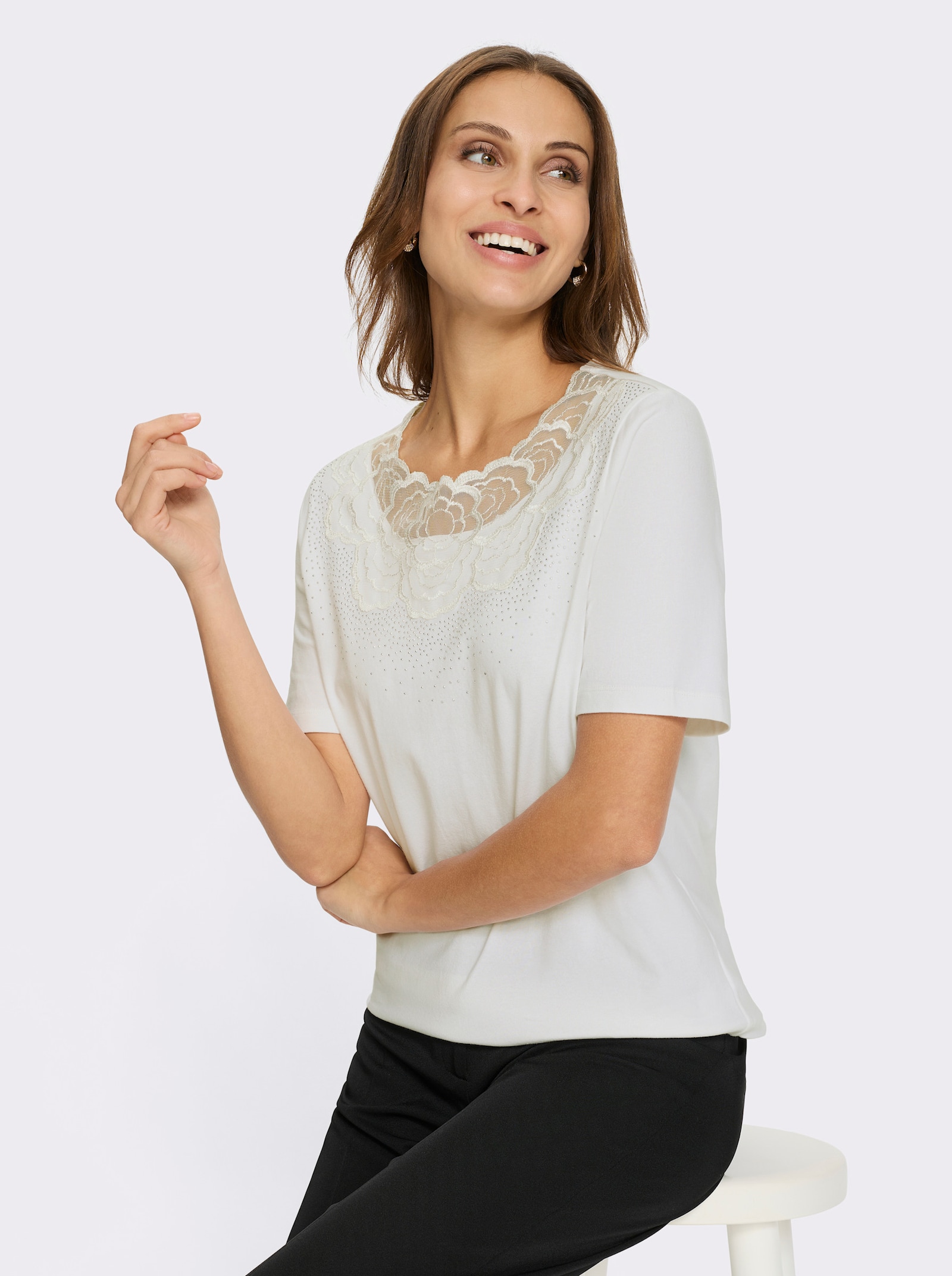 Kurzarmshirt mit Spitzeneinsatz - ecru