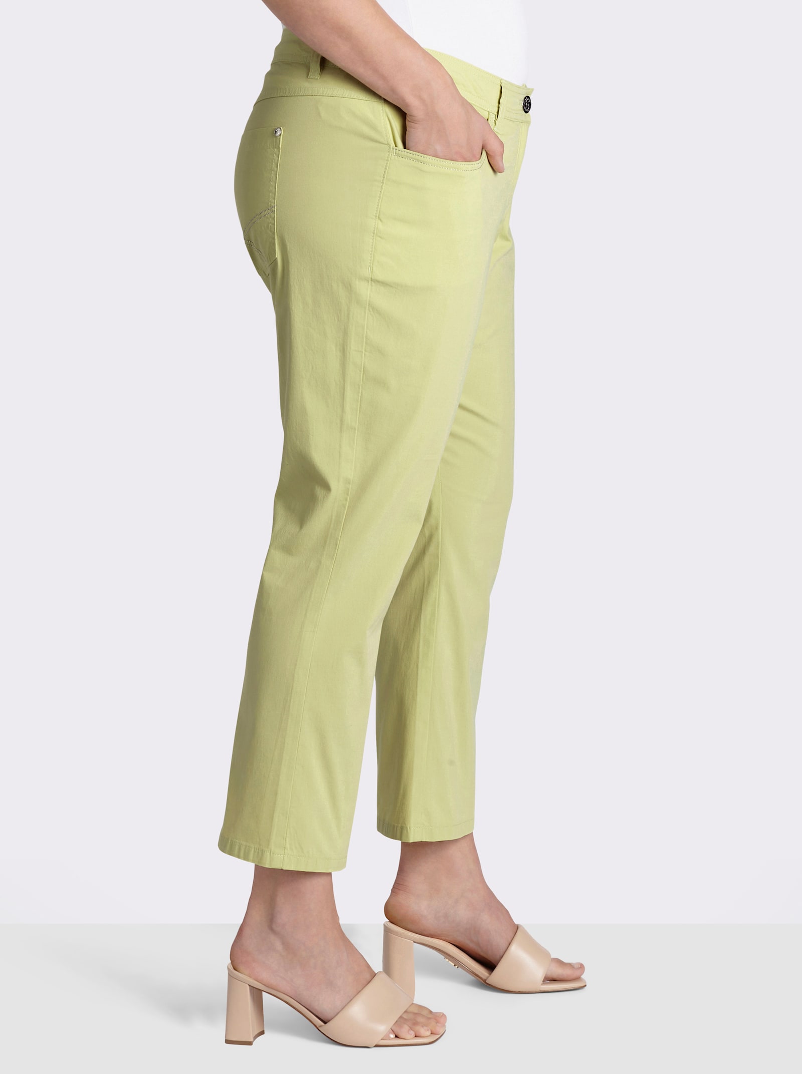 sheego 7/8-Hose in leichter Bootcut-Form - pistazie