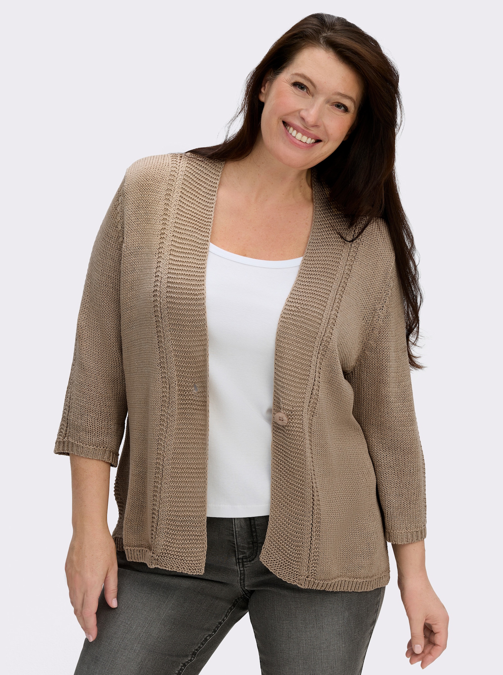 Strickjacke in pflegeleichtem Bändchengarn - beige
