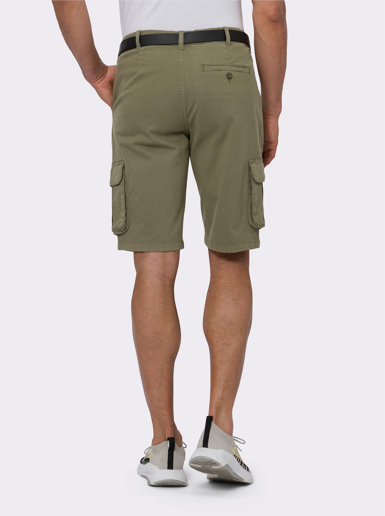 Bermudas inklusive Gürtel - oliv