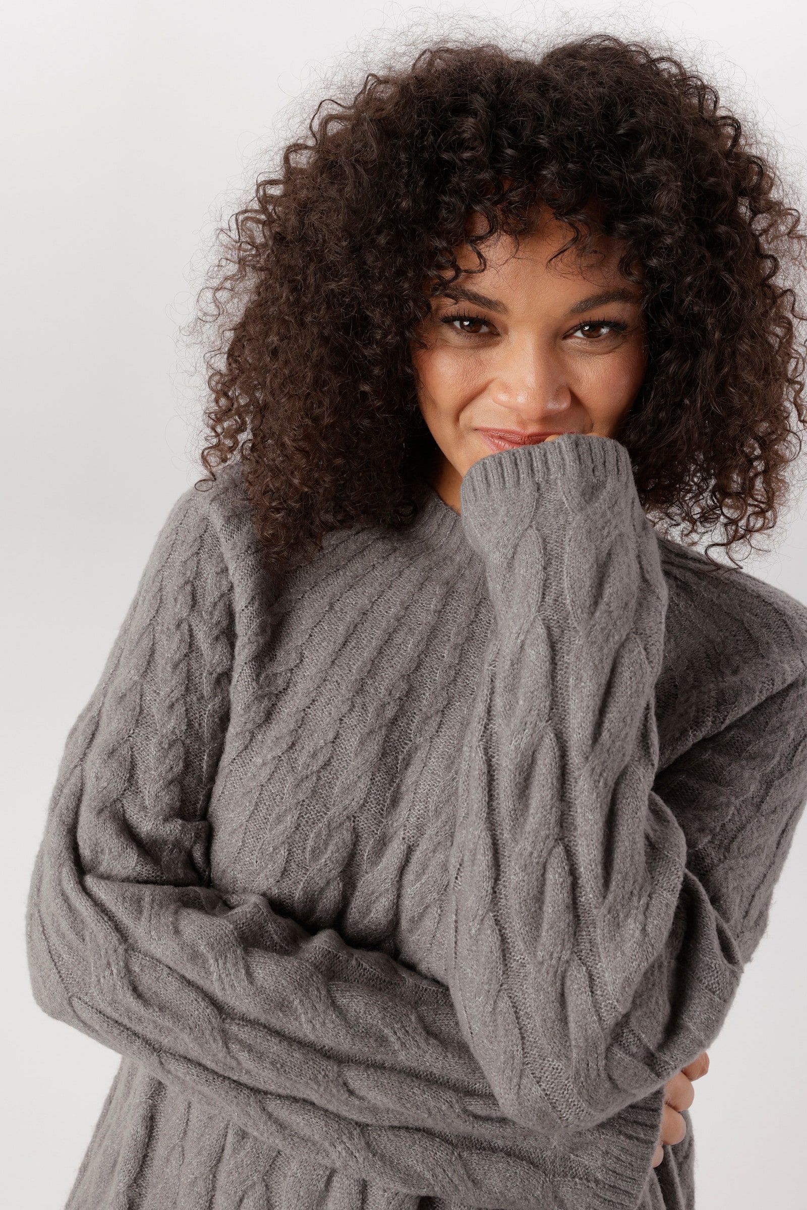 Aniston PLUS Strickpullover - grau