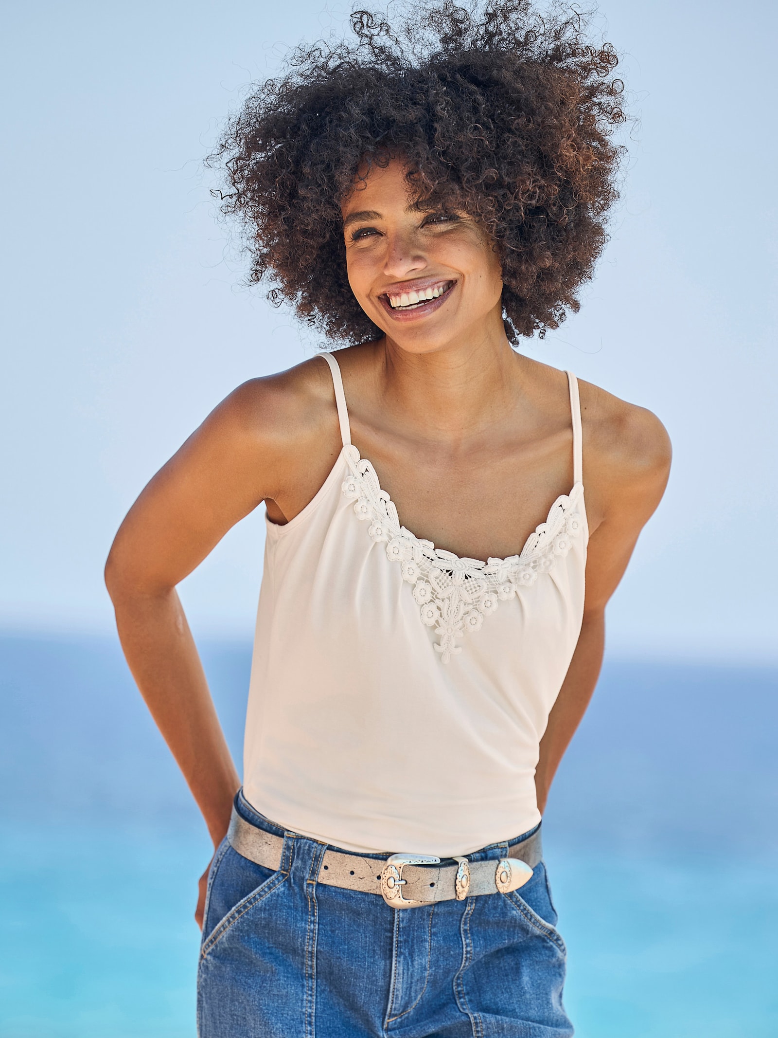 heine Spitzentop mit verstellbaren Trägern - champagner