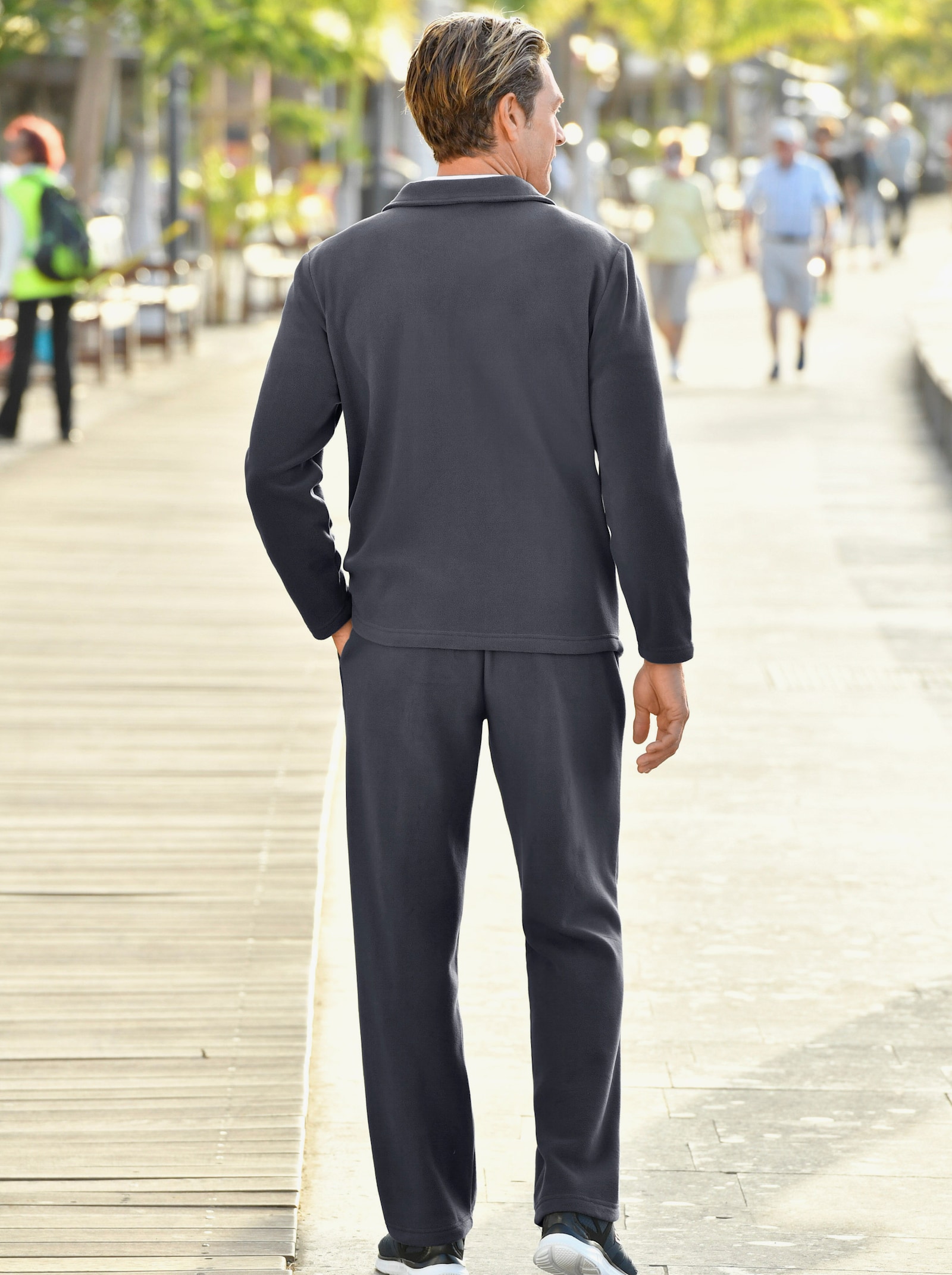 Catamaran Sports Freizeitanzug mit kontrastfarbigen Einsätzen - grau