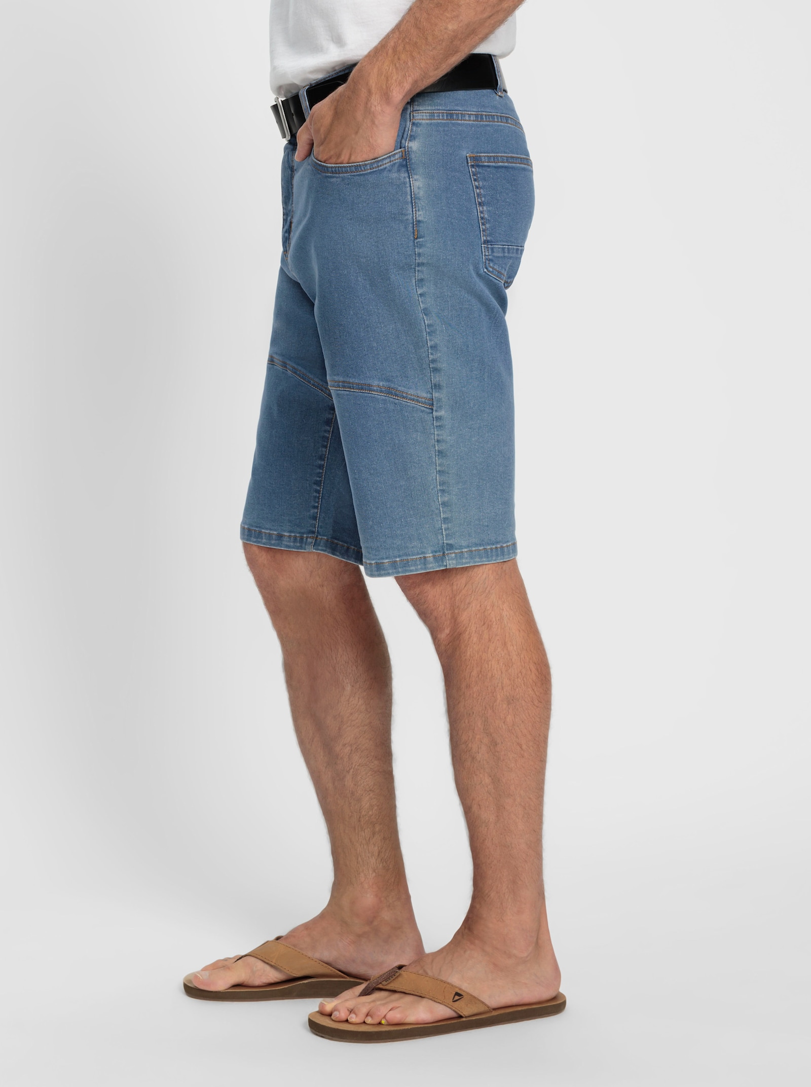 Catamaran Bermudas - blue-bleached