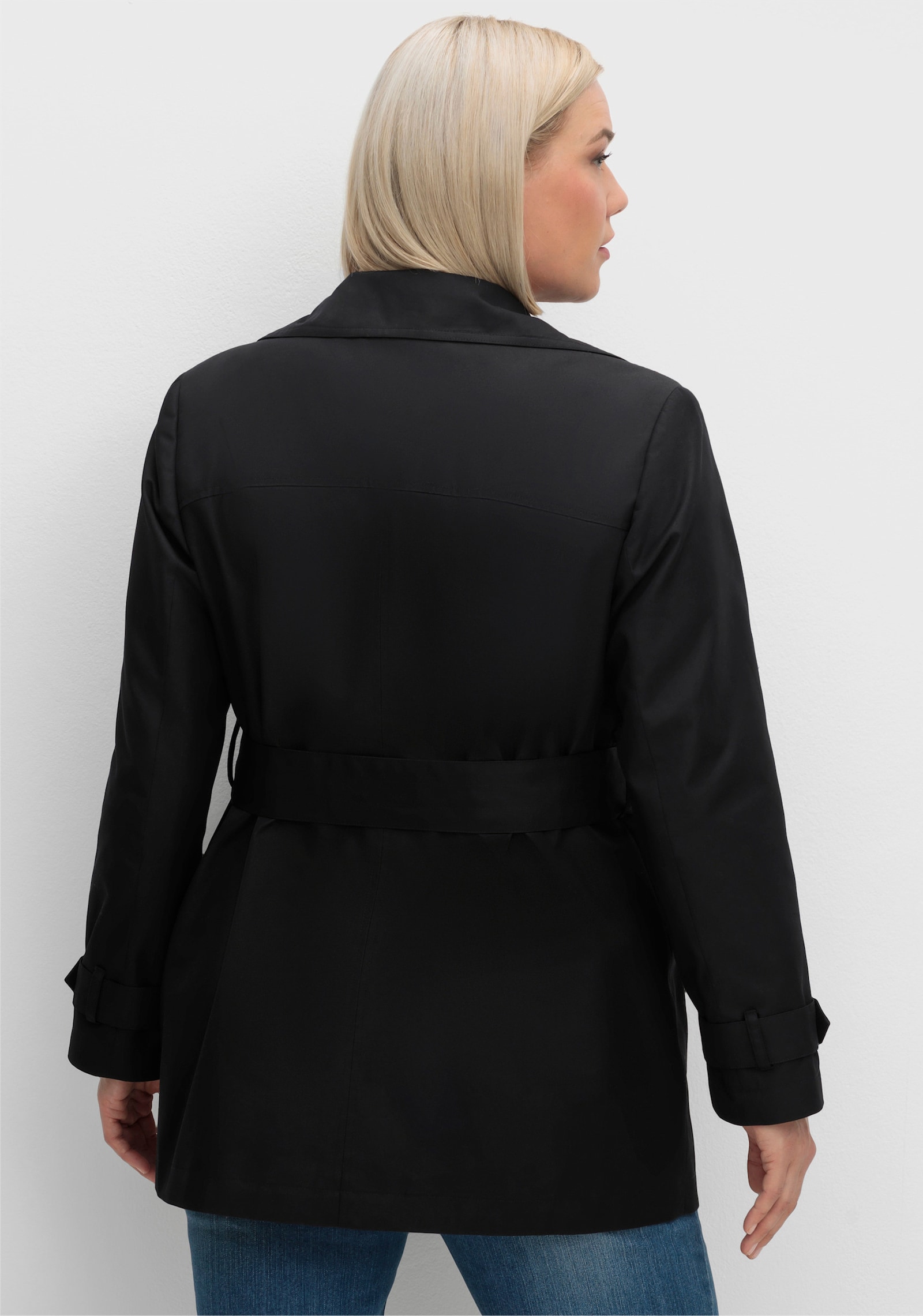 sheego Trenchcoat in kurzer Form, wasserabweisend - schwarz