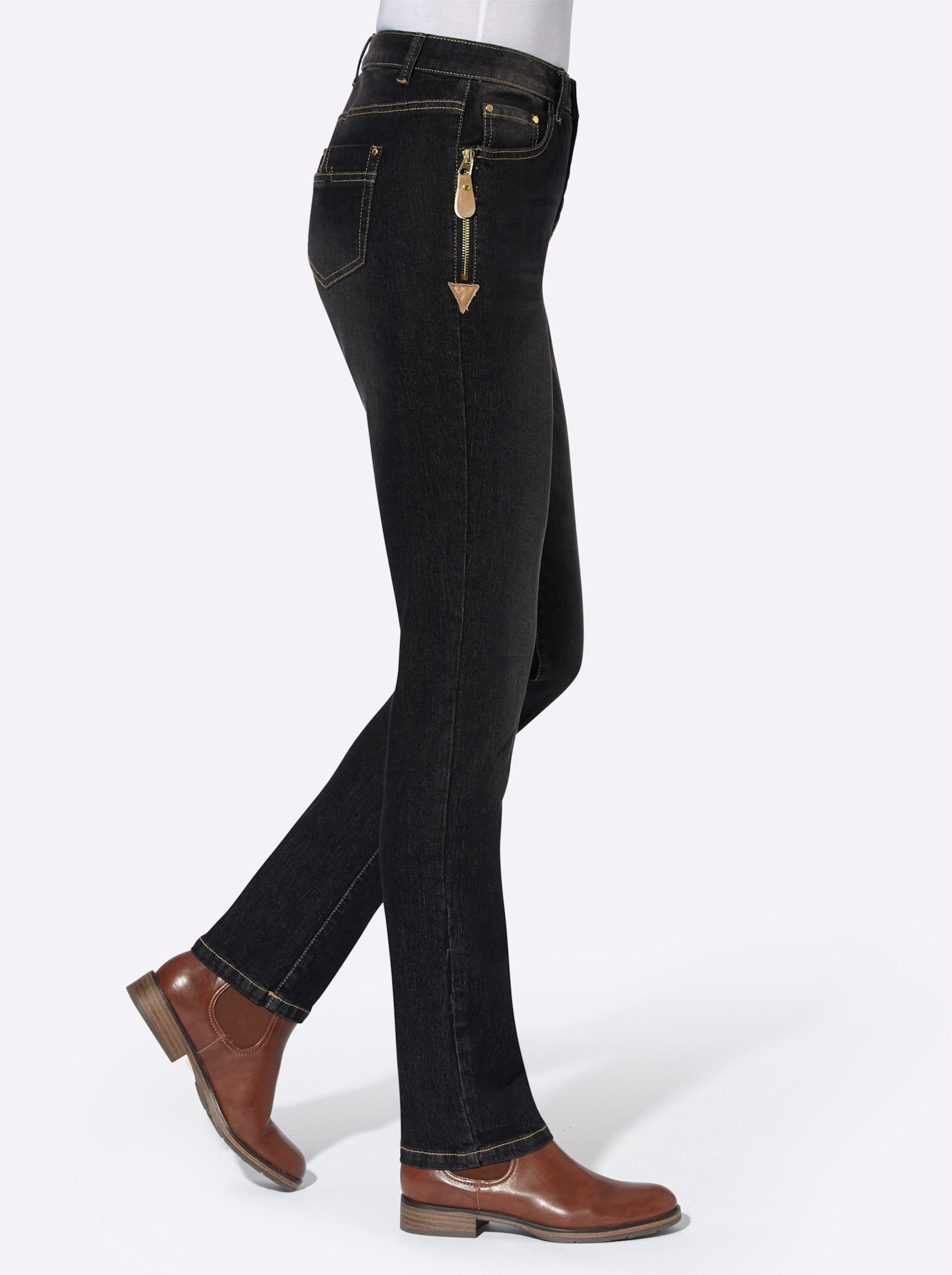 Stretch Denim günstig Kaufen-5-Pocket-Jeans in black-denim von heine. 5-Pocket-Jeans in black-denim von heine <![CDATA[Gerade Jeans in modischer 5-Pocket-Form. Der rückwärtige Sattel und die Stretch-Qualität sorgen für einen tollen Sitz. Mit Formbund, Gürtelschlaufen sowie Knopf