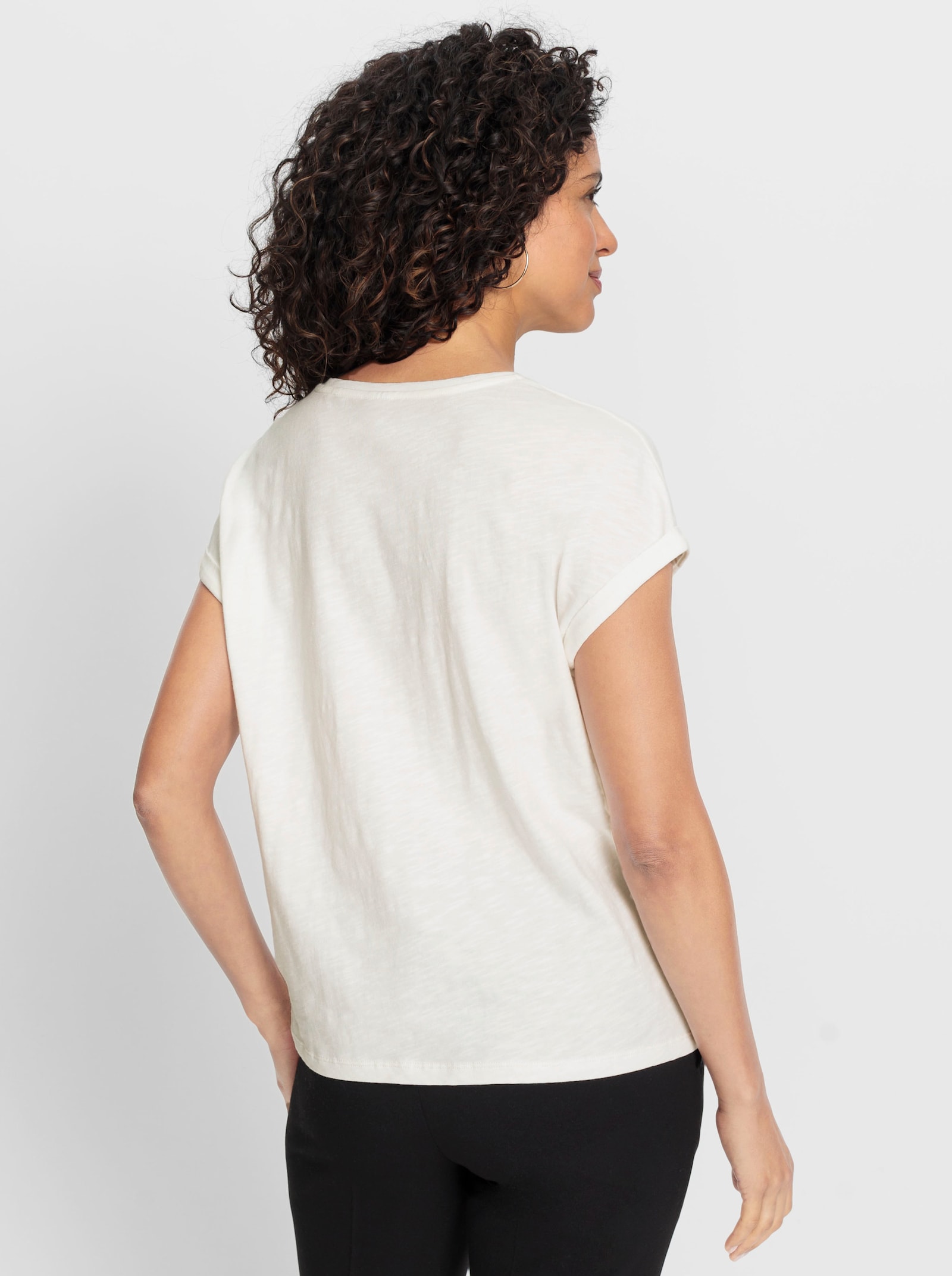 Rundhalsshirt mit Lochstickerei - ecru