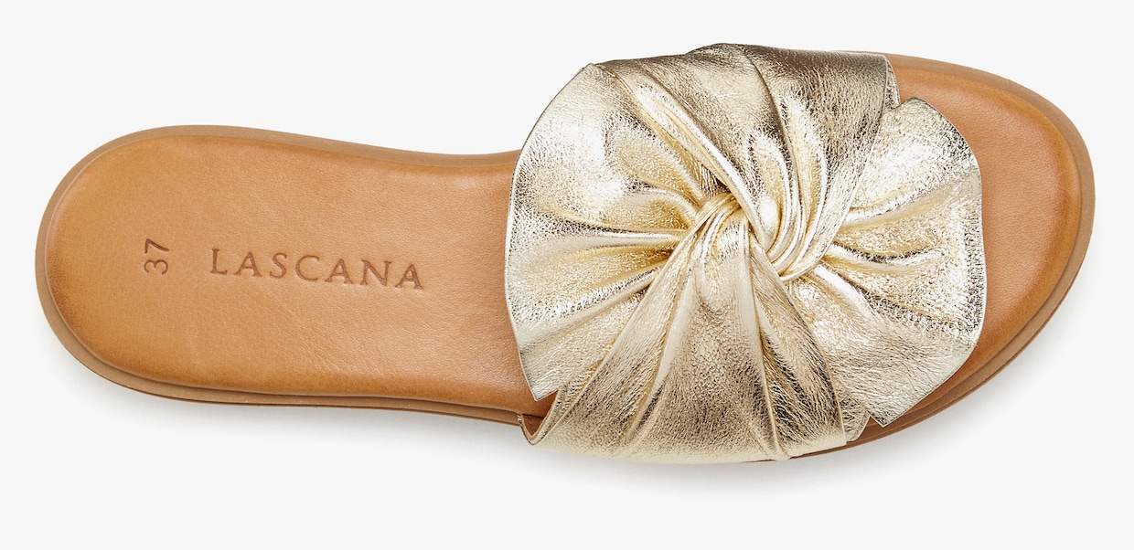 LASCANA Slippers - goudkleur