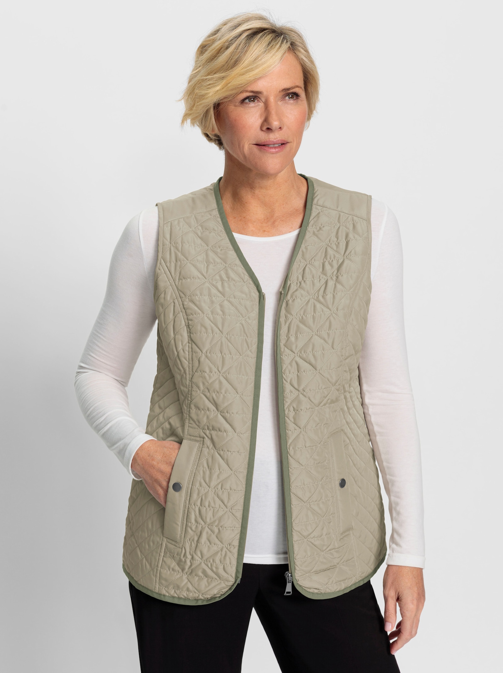 Steppweste mit knöpfbarer Innentasche - schlamm