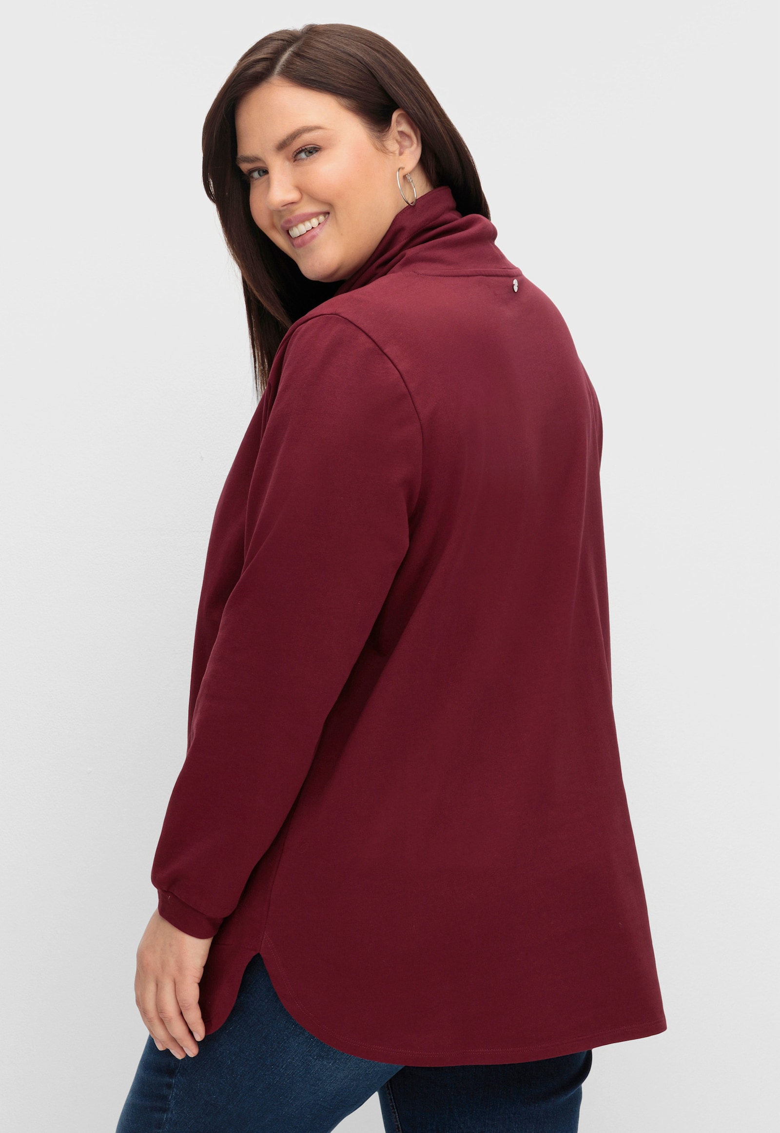 sheego Sweatshirt mit weitem Stehkragen - weinrot