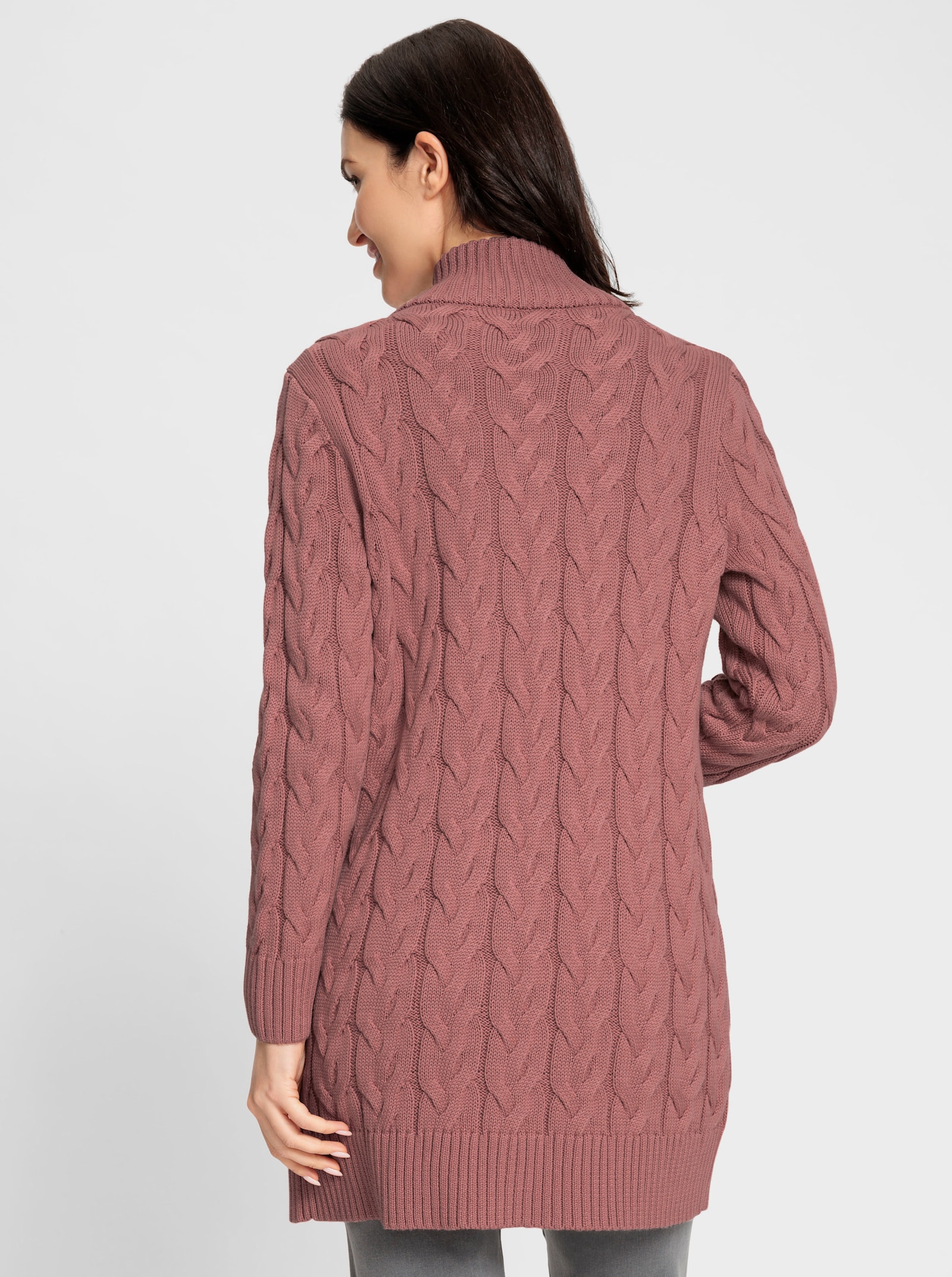Veste en tricot longue avec motif en maille torsadée - bois de rose