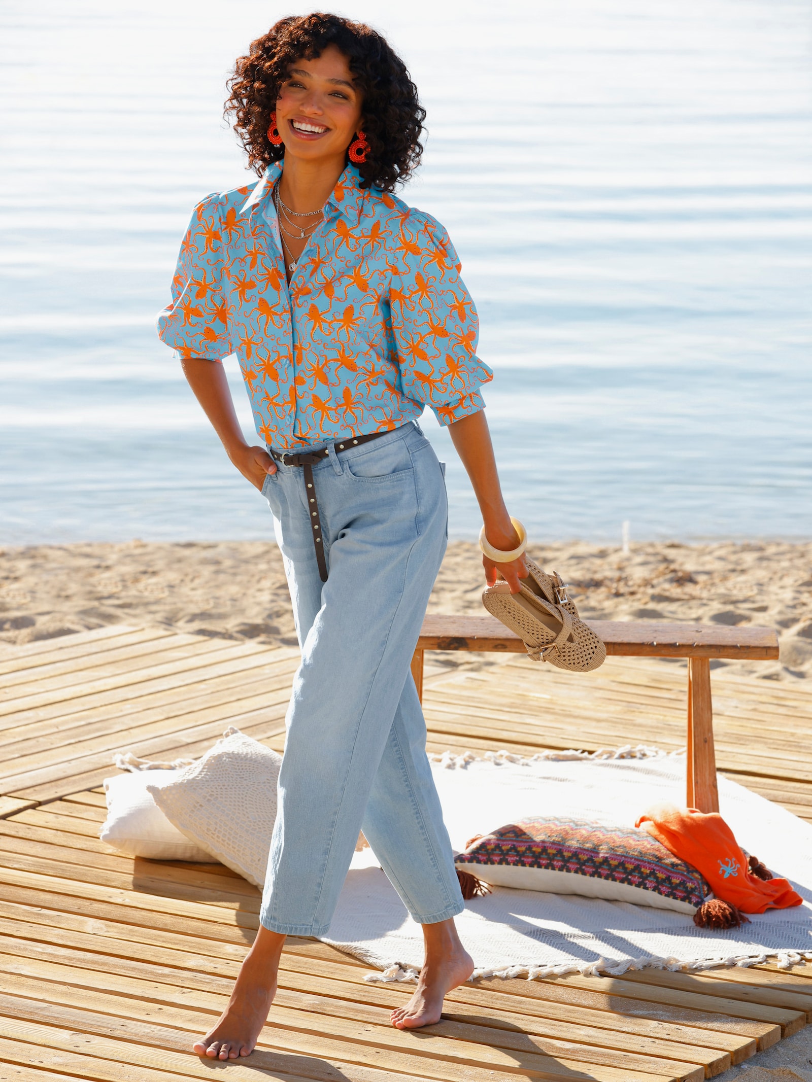 heine Druckbluse mit Kraken-Dessin - aqua-orange-bedruckt