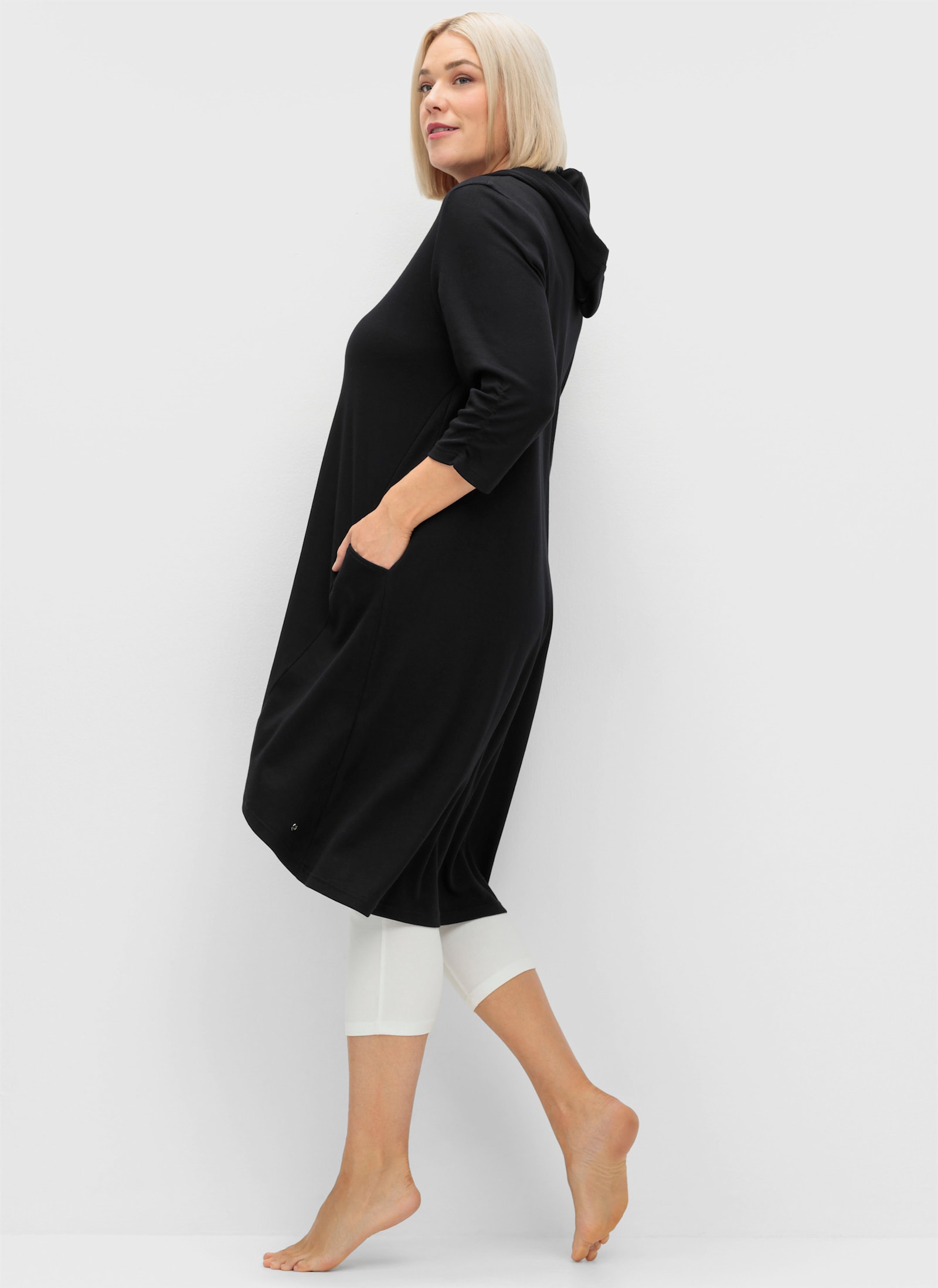 sheego Shirtkleid mit Kapuze - schwarz