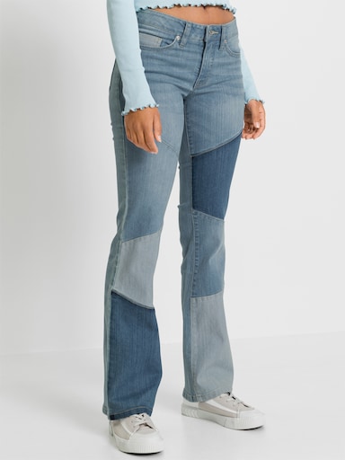 Bootcut-Jeans in Patch-Optik - blue-bleached